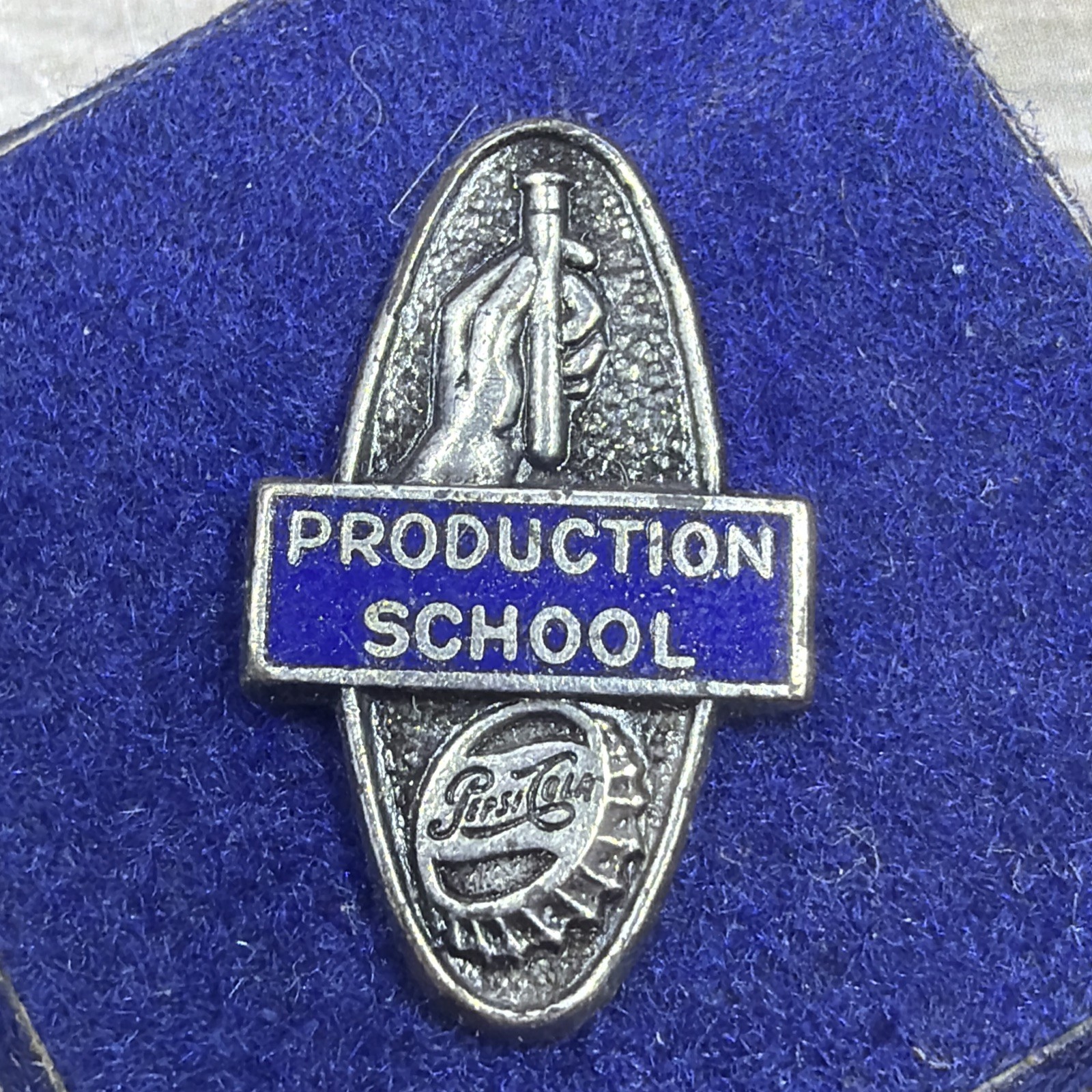 Vtg Extremely Rare Pepsi Cola Production School Employee Enamel Lapel Pin Scarce Vtg Extremely Rare Pepsi Cola Production School Employee Enamel Lapel Pin Scarce