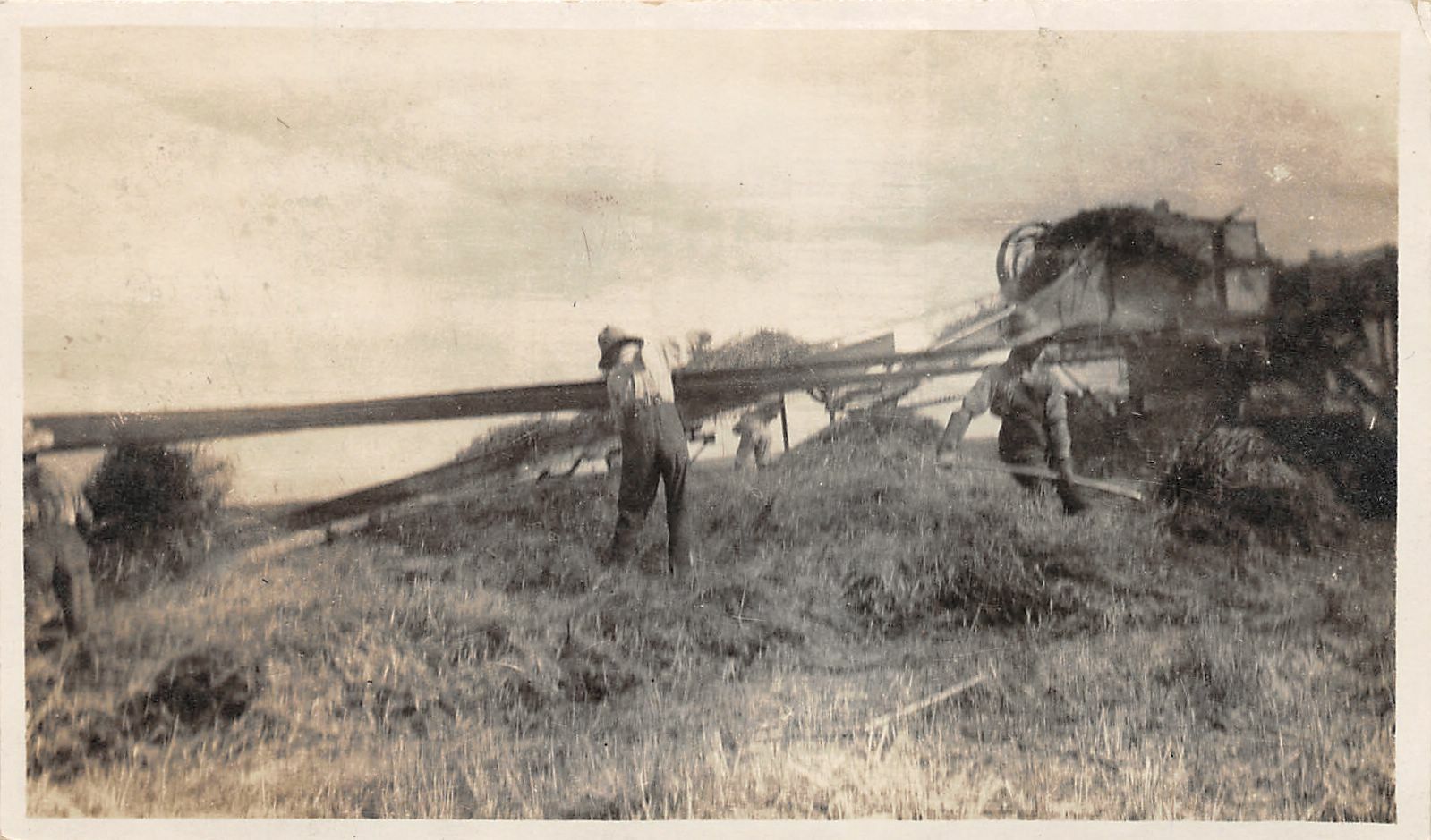 F42/ Occupational RPPC Postcard c1910 Farming Scene Harvest 15 F42/ Occupational RPPC Postcard c1910 Farming Scene Harvest 15