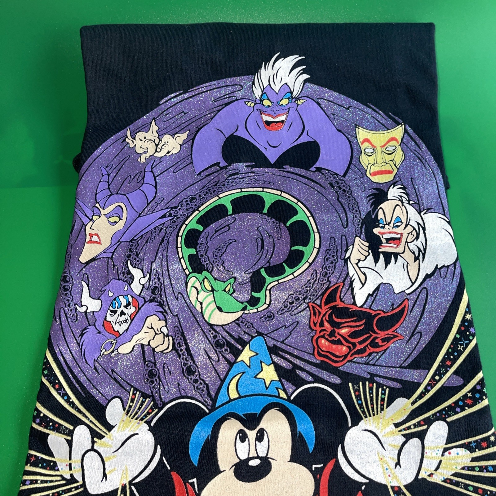 Vintage Disney Disneyland Fantasmic 90s T-Shirt Vintage Never Worn Vintage Disney Disneyland Fantasmic 90s T-Shirt Vintage Never Worn