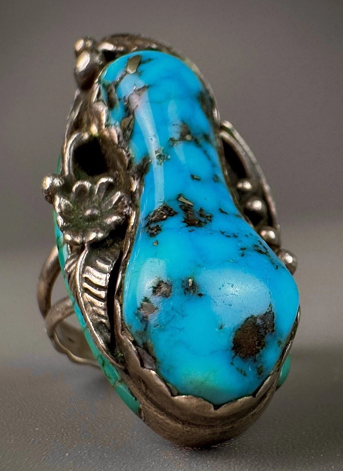 RARE Vintage Navajo Sterling Silver Turquoise Heishi Inlay Ring ~ Les Baker RARE Vintage Navajo Sterling Silver Turquoise Heishi Inlay Ring ~ Les Baker