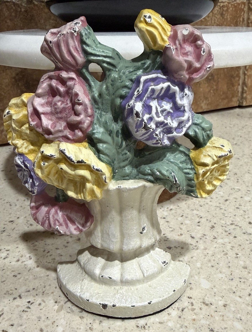 Vintage Hubley Style Cast Iron Mini Flower Basket Doorstop Painted Floral Urn Vintage Hubley Style Cast Iron Mini Flower Basket Doorstop Painted Floral Urn