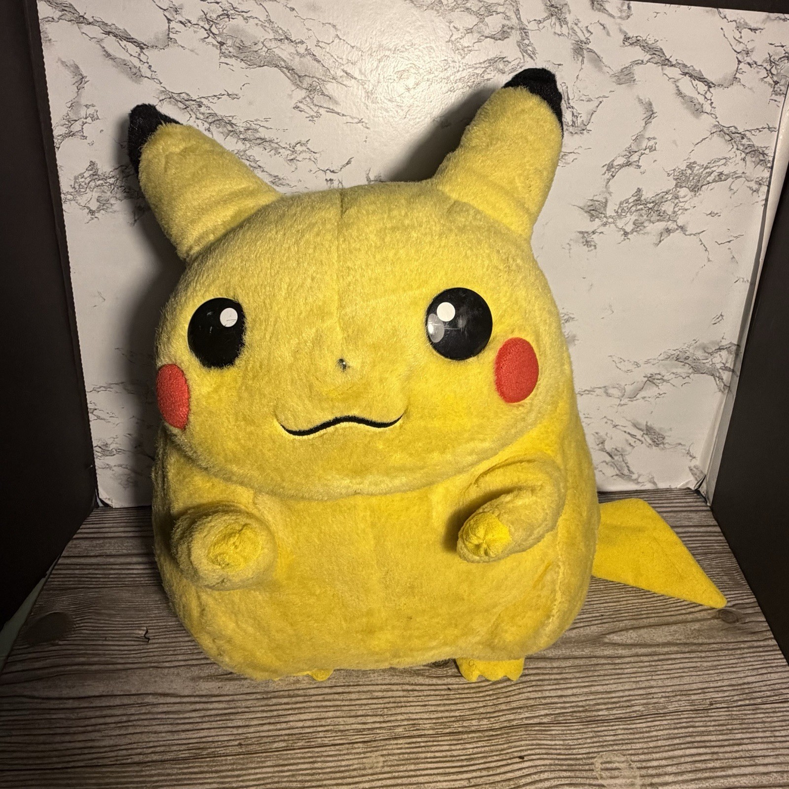 Vintage 1999 Pokemon Hasbro Tomy Jumbo Fat Pikachu Plush Chunkachu 16” Nintendo Vintage 1999 Pokemon Hasbro Tomy Jumbo Fat Pikachu Plush Chunkachu 16” Nintendo