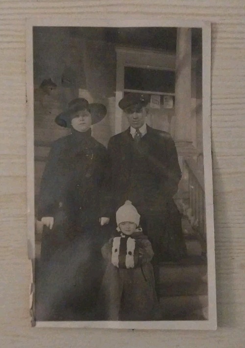 Vintage 1910s B&W Family Photo Antique Snapshot Fashion Winter Coats Ephemera Vintage 1910s B&W Family Photo Antique Snapshot Fashion Winter Coats Ephemera