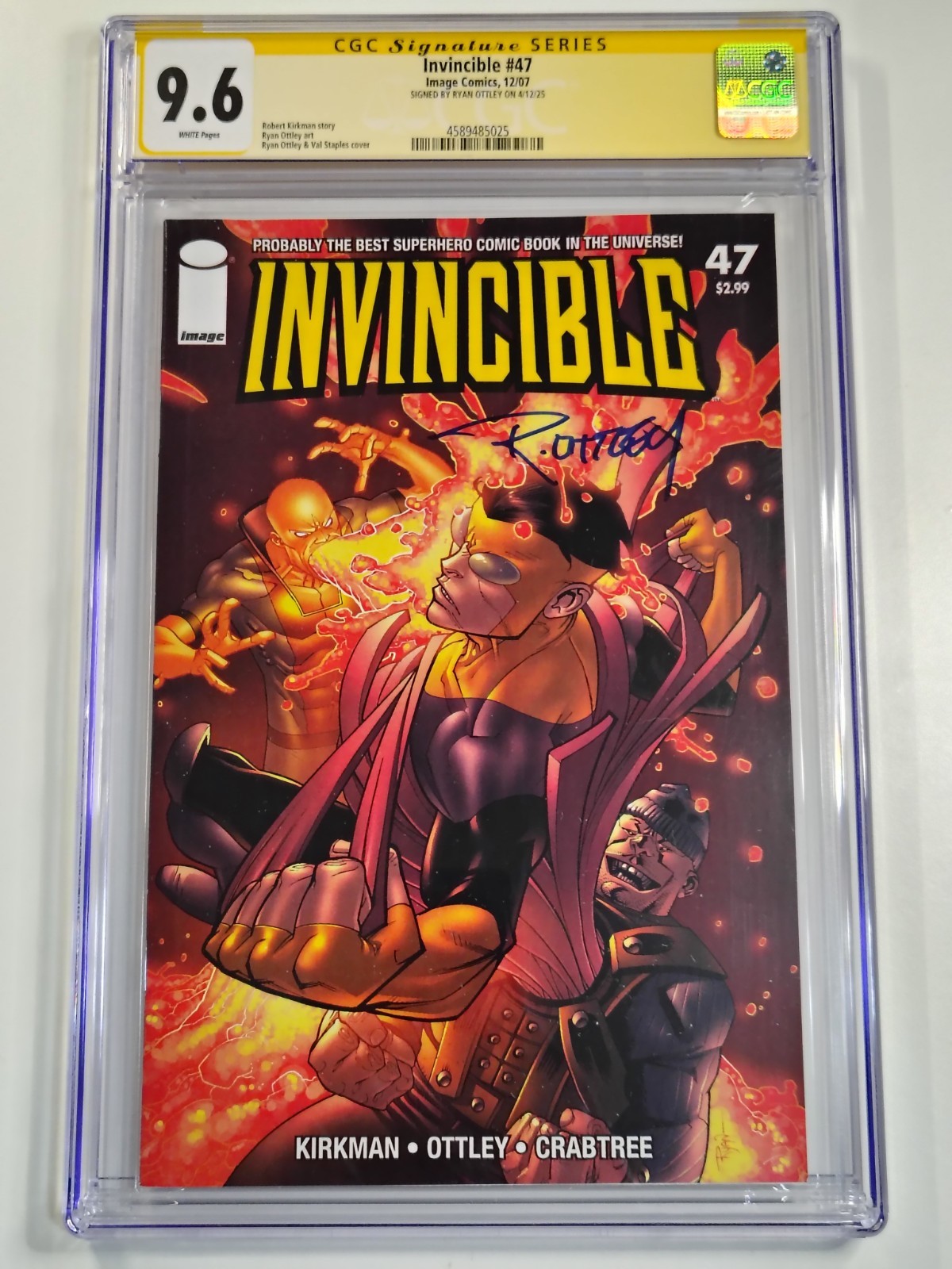 Invincible #47 (2007) CGC Signature Series 9.6 Ryan Ottley Invincible #47 (2007) CGC Signature Series 9.6 Ryan Ottley