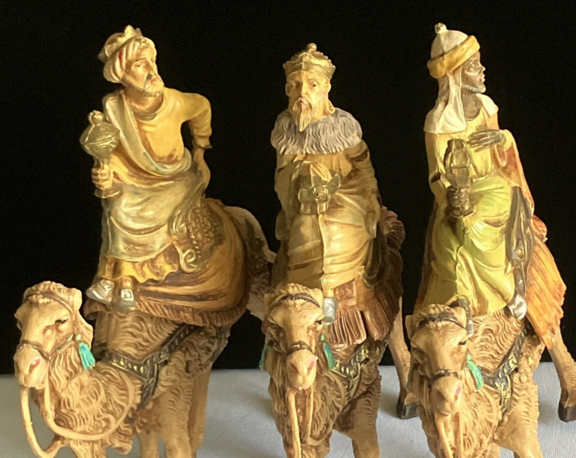 CHRISTMAS VTG - FONTANINI 3 KINGS On CAMELS NATIVITY FIGURINES '83 Italy 6.5" CHRISTMAS VTG - FONTANINI 3 KINGS On CAMELS NATIVITY FIGURINES '83 Italy 6.5"