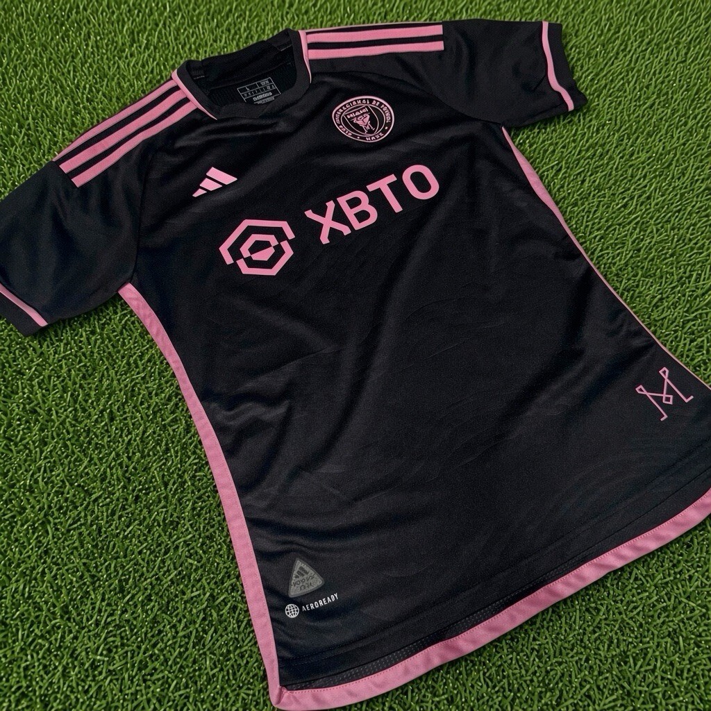 Adidas Blank Kit Inter-miami Cf la noche size Large 23/24 version Adidas Blank Kit Inter-miami Cf la noche size Large 23/24 version