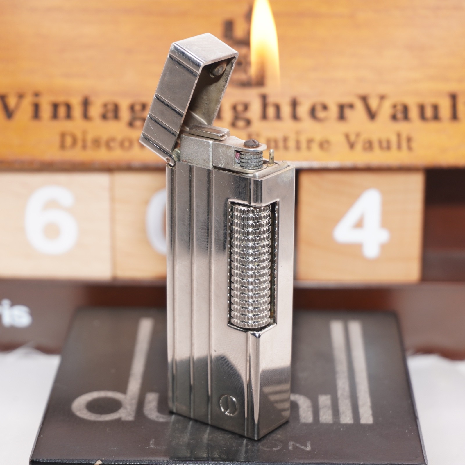 Dunhill Lighter Palladium 4 LINE Pattern _Ultrasonically Cleaned_Working Dunhill Lighter Palladium 4 LINE Pattern _Ultrasonically Cleaned_Working