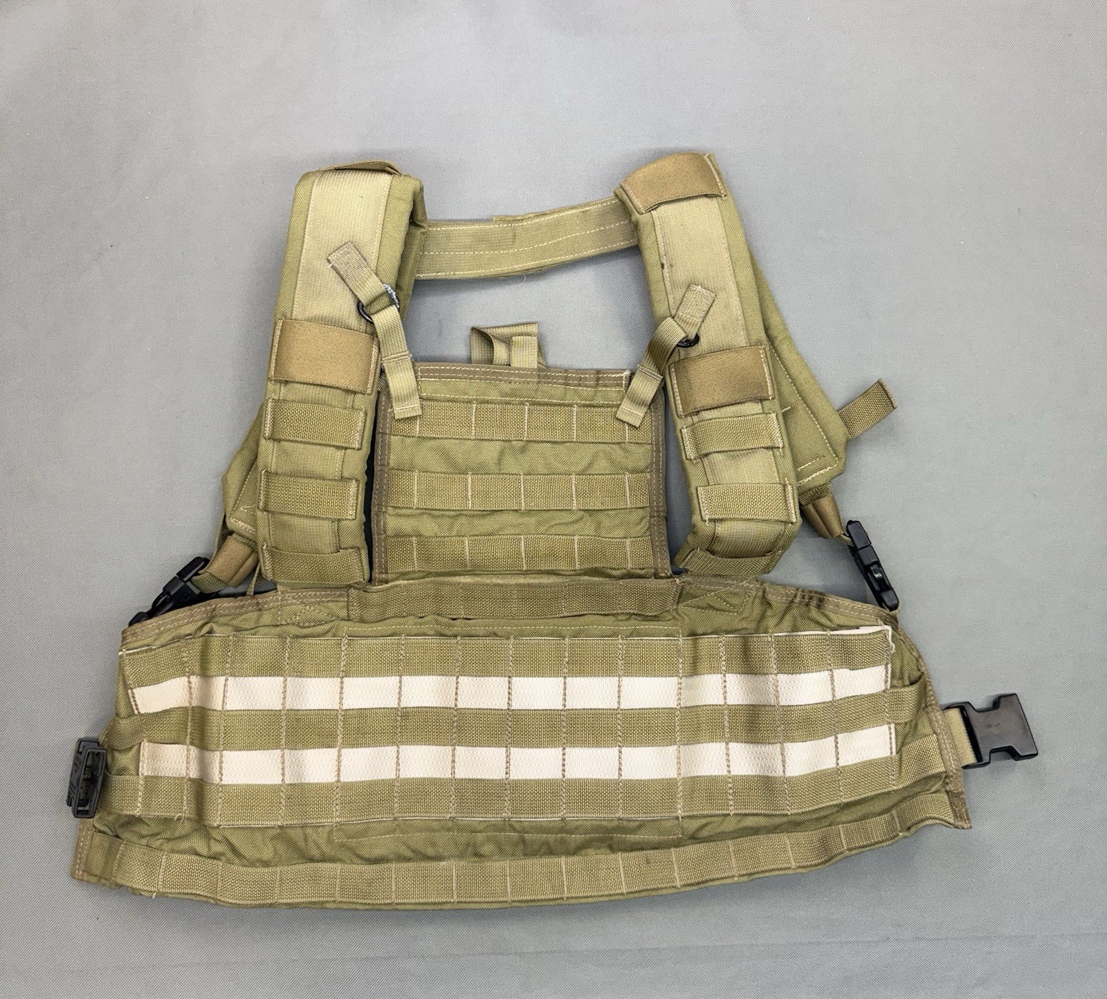 Eagle Industries 2003 MLCS DGLCS RRV Rhodesian Recon Vest Khaki MJK DEVGRU Eagle Industries 2003 MLCS DGLCS RRV Rhodesian Recon Vest Khaki MJK DEVGRU