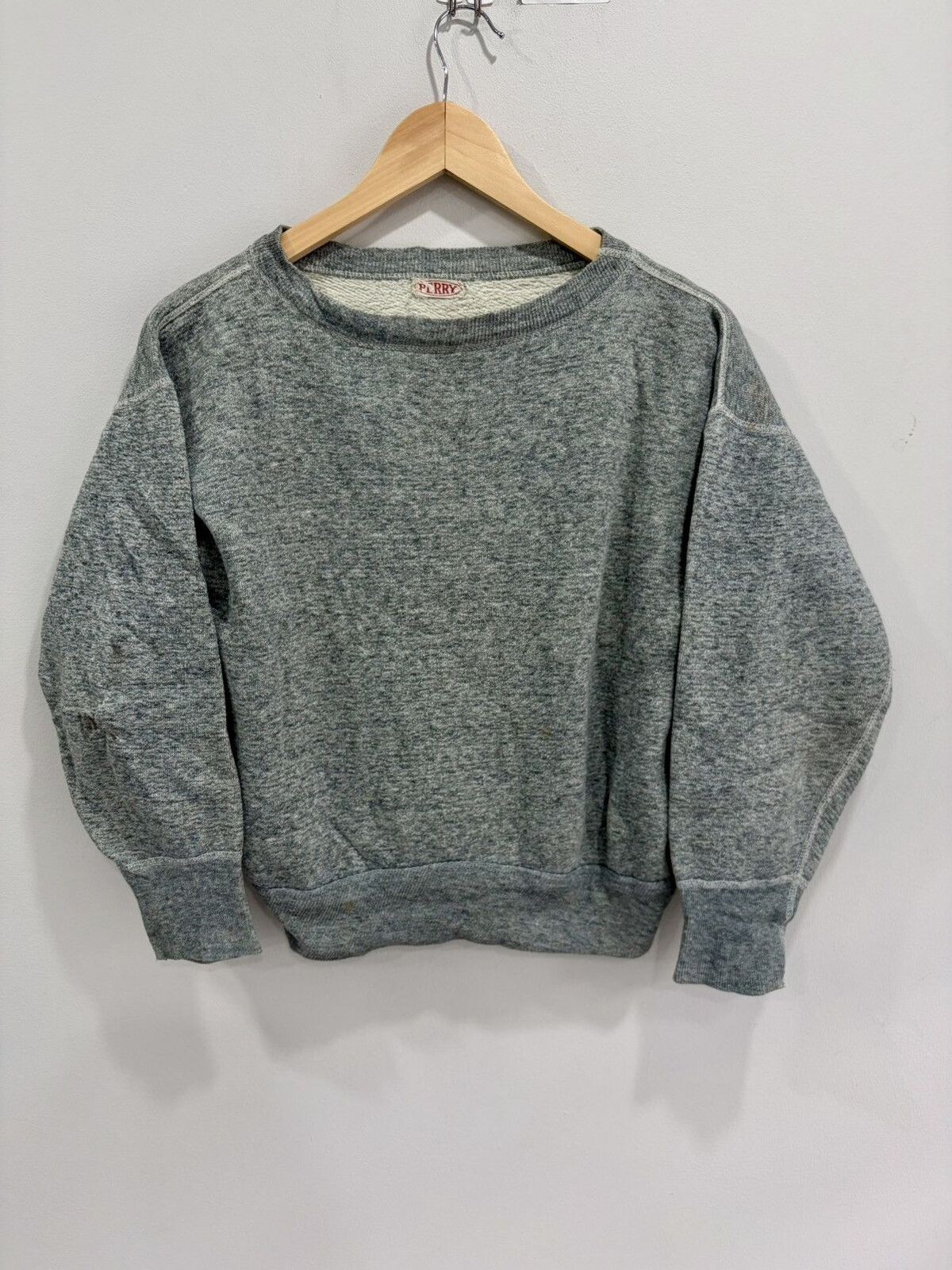Vtg Perry 1950s 60s Sweater Grey Blank Sweatshirt crewneck v Vtg Perry 1950s 60s Sweater Grey Blank Sweatshirt crewneck v