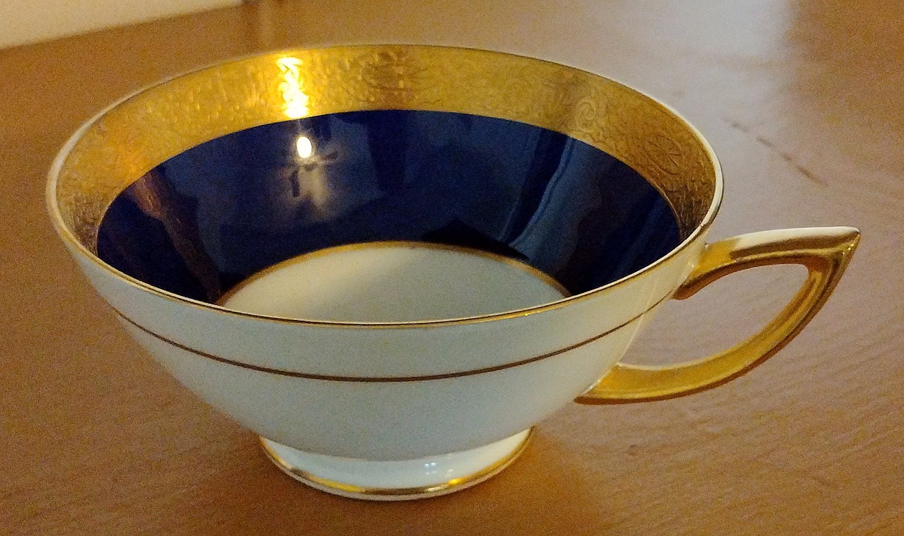 Vintage Minton Cobalt Blue & Gold Bone China Teacup For Henry Birks & Sons READ