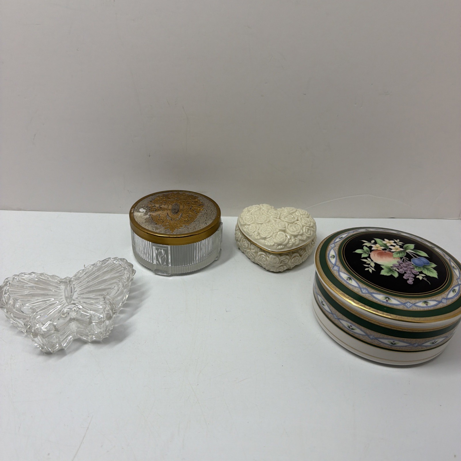 Lot Of 4 Trinket Boxes Dish Crystal Ceramic Lidded 1 Mikasa, 1 Lenox, 2 Unmarked Lot Of 4 Trinket Boxes Dish Crystal Ceramic Lidded 1 Mikasa, 1 Lenox, 2 Unmarked