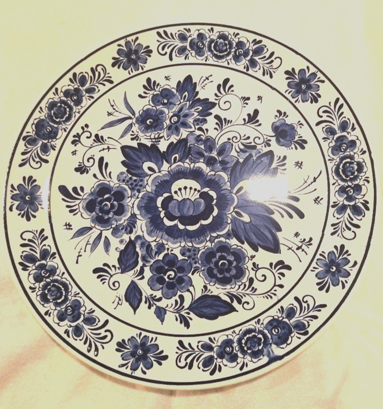 Vintage Dutch, Delft Blue Floral Large wall plate Vintage Dutch, Delft Blue Floral Large wall plate