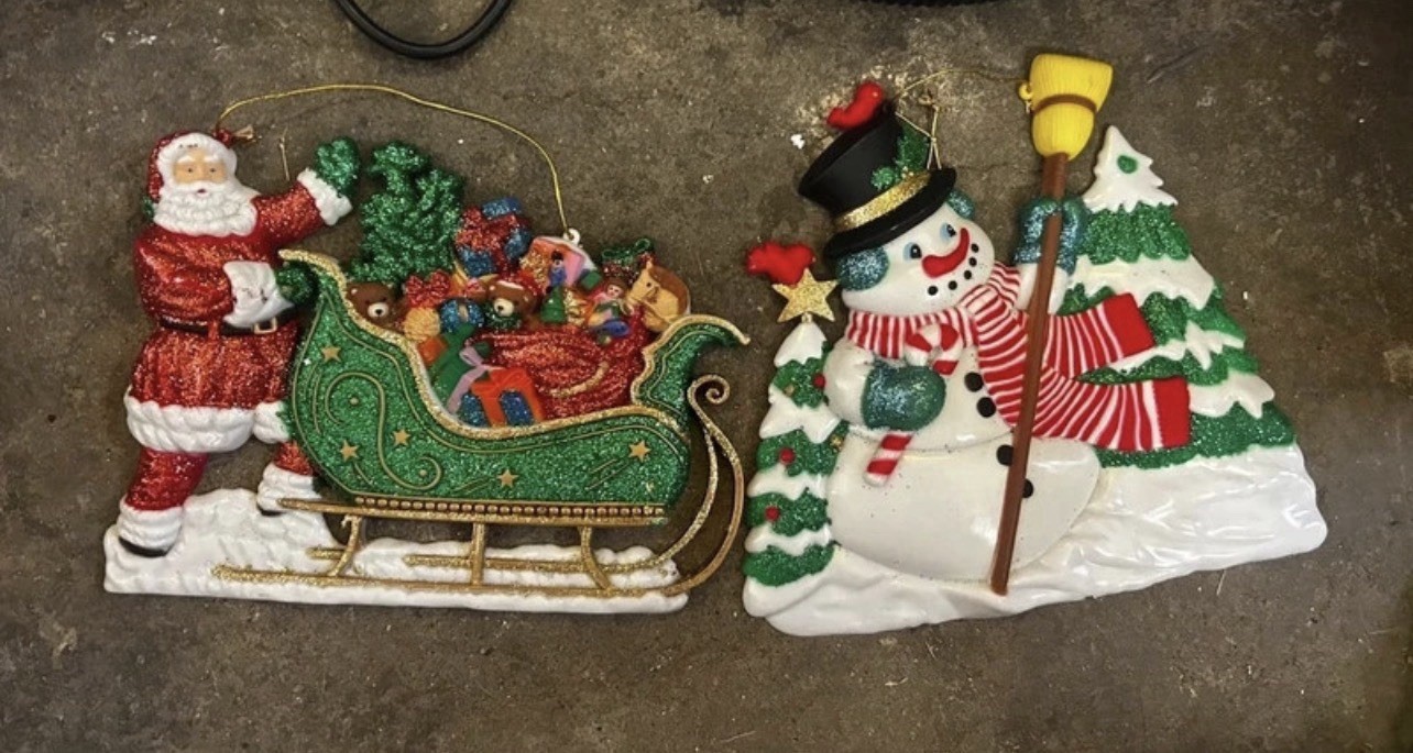 TWO Vintage Christmas Molded Plastic Wall Hangings TWO Vintage Christmas Molded Plastic Wall Hangings