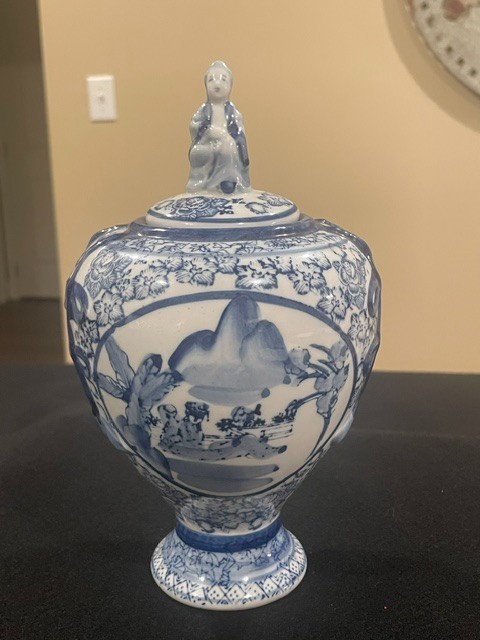VNT. Blue + White Ceramic/Porcelain Asian Inspired Vessel Chinoiserie 8.25X5" A+