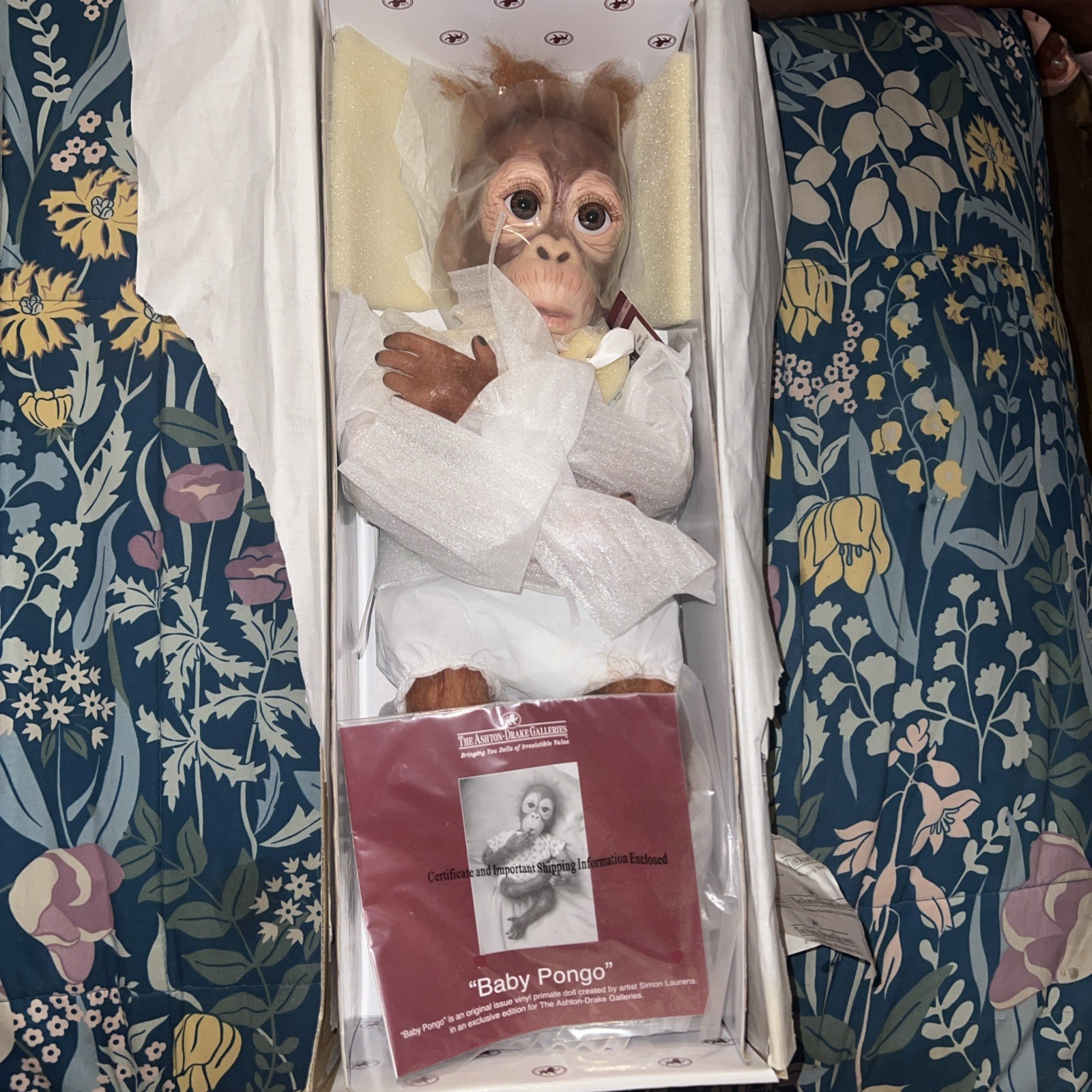 The Ashton-Drake Galleries Realistic Newborn Baby Monkey Doll "Baby Pongo" The Ashton-Drake Galleries Realistic Newborn Baby Monkey Doll "Baby Pongo"