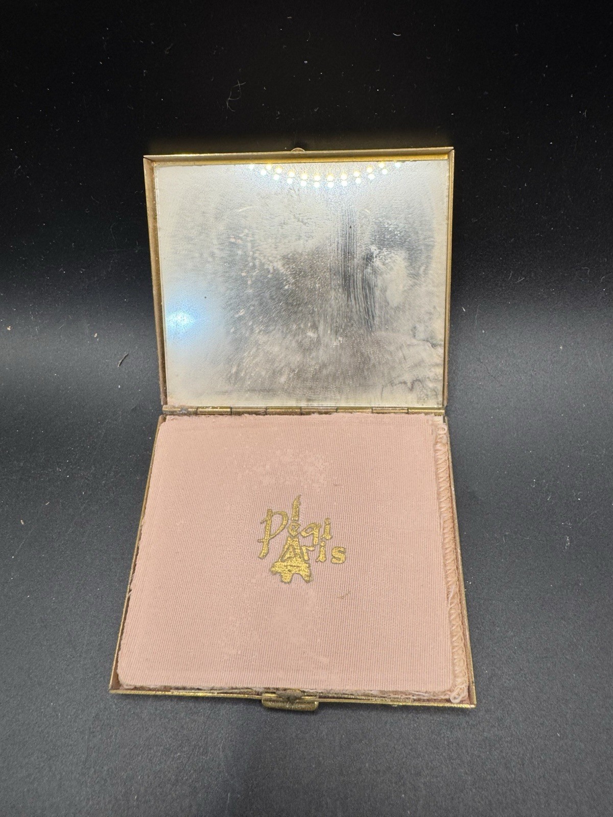 Vintage Pegari Paris Brass Powder Compact Mesh Sifter French Eiffel Tower Vintage Pegari Paris Brass Powder Compact Mesh Sifter French Eiffel Tower