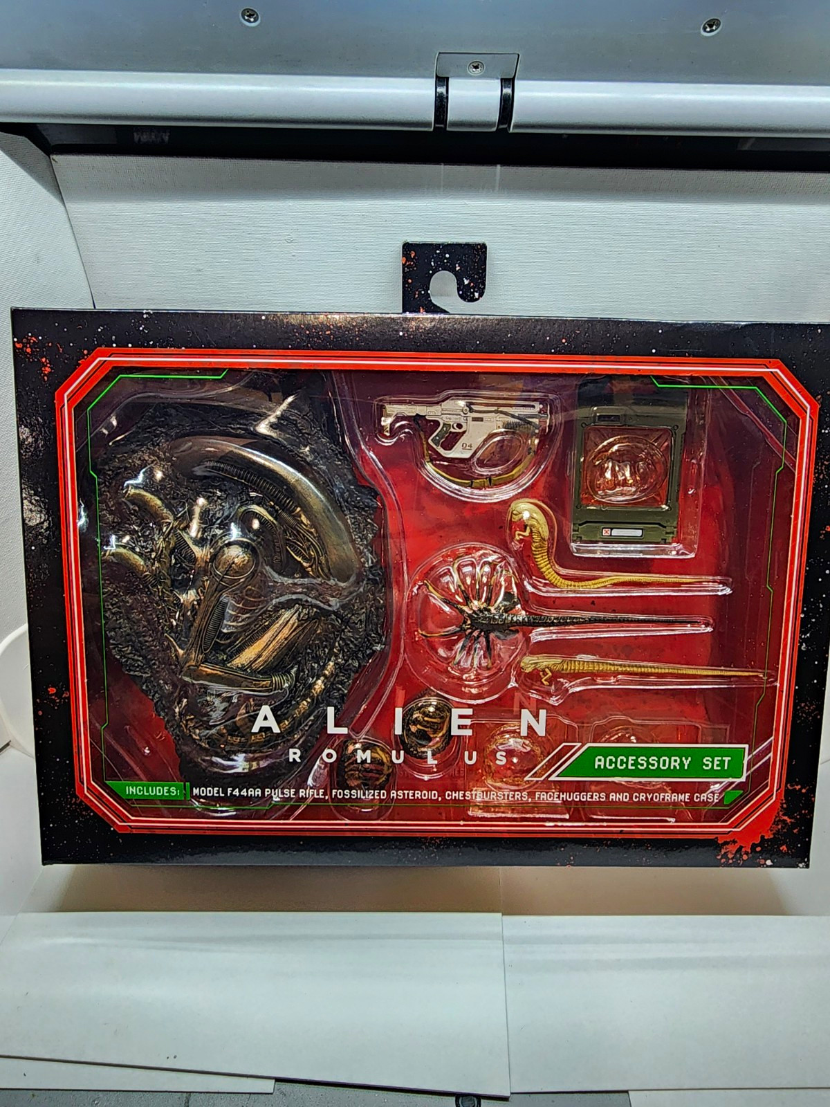 NECA Aliens Alien Romulus Accessory Set w/ Eggs, Facehugger, Pistol & Gear NECA Aliens Alien Romulus Accessory Set w/ Eggs, Facehugger, Pistol & Gear