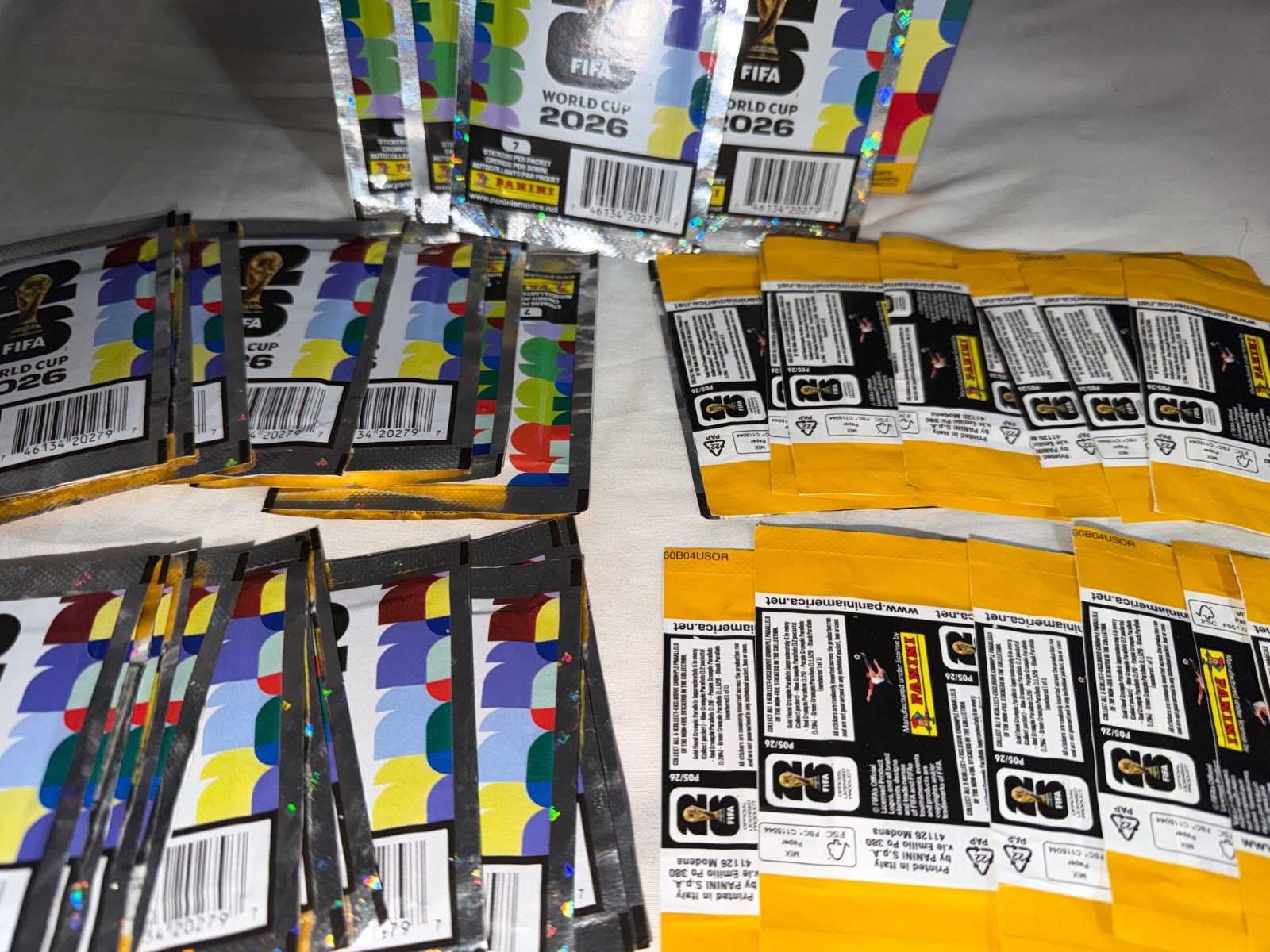 gold panini 1 packet Sealed/7 stickers original gold and crumples gold panini 1 packet Sealed/7 stickers original gold and crumples