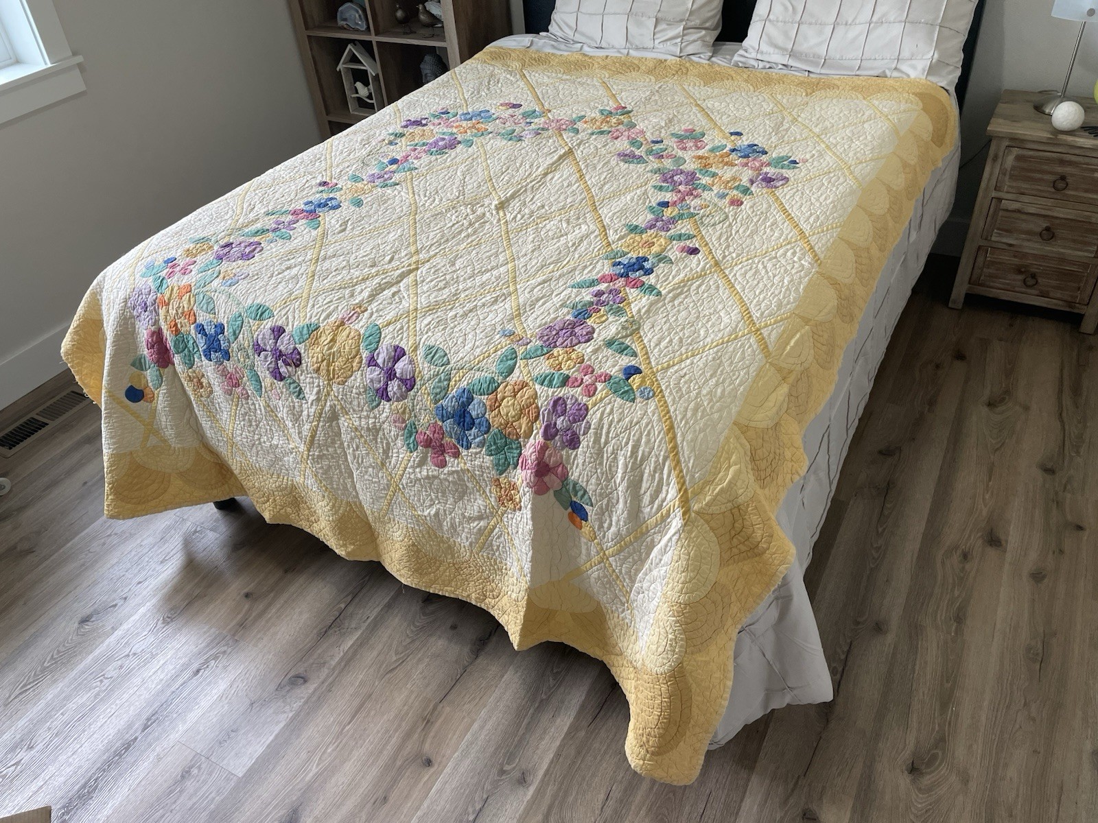 1936 Hand Appliqued Floral Quilt 74x89 Vintage Antique Signed Hand Quilted 1936 Hand Appliqued Floral Quilt 74x89 Vintage Antique Signed Hand Quilted