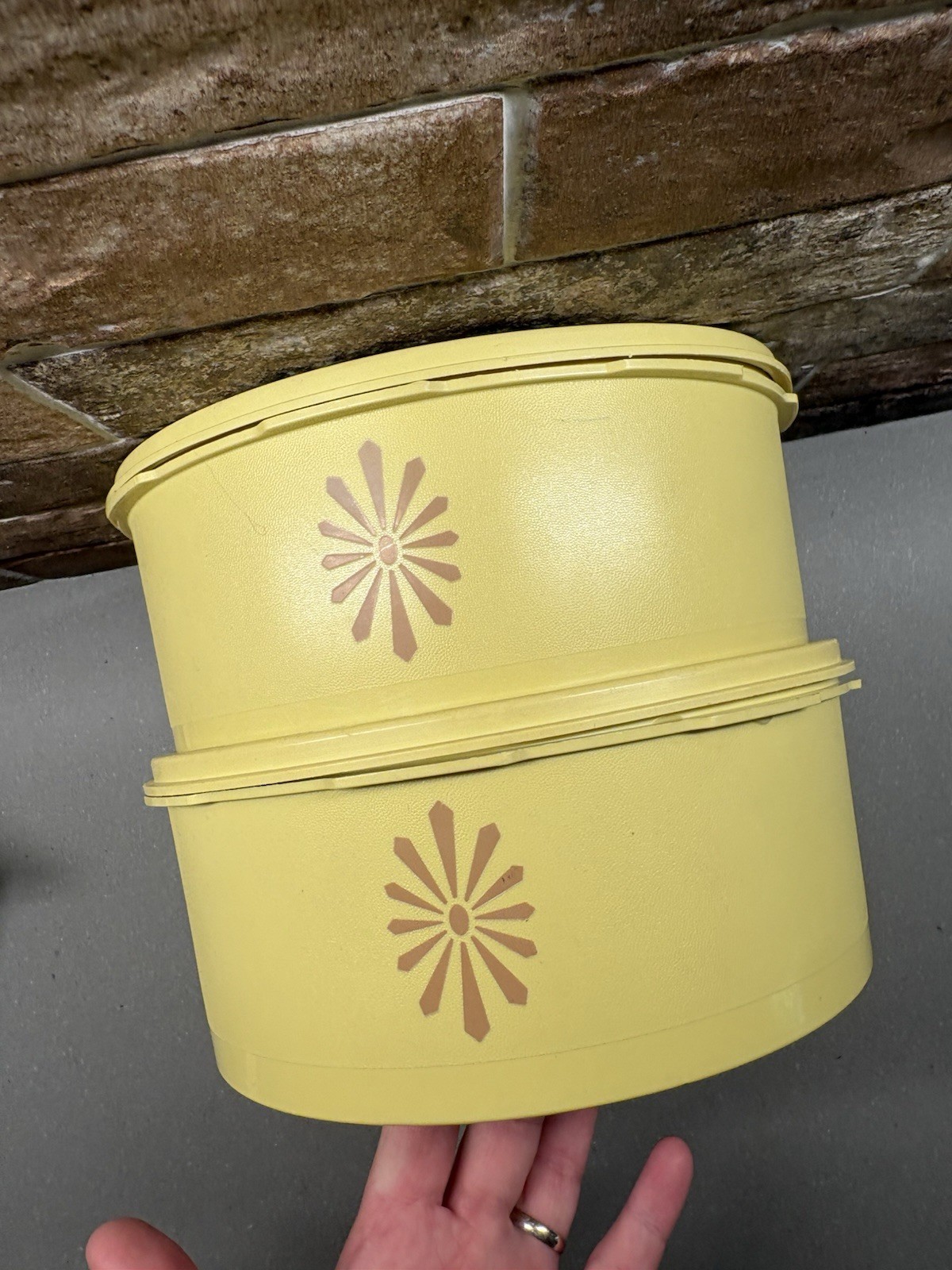 2 VTG Harvest Gold Yellow Tupperware 8" Servalier Stacking Canisters Lids 1204 2 VTG Harvest Gold Yellow Tupperware 8" Servalier Stacking Canisters Lids 1204