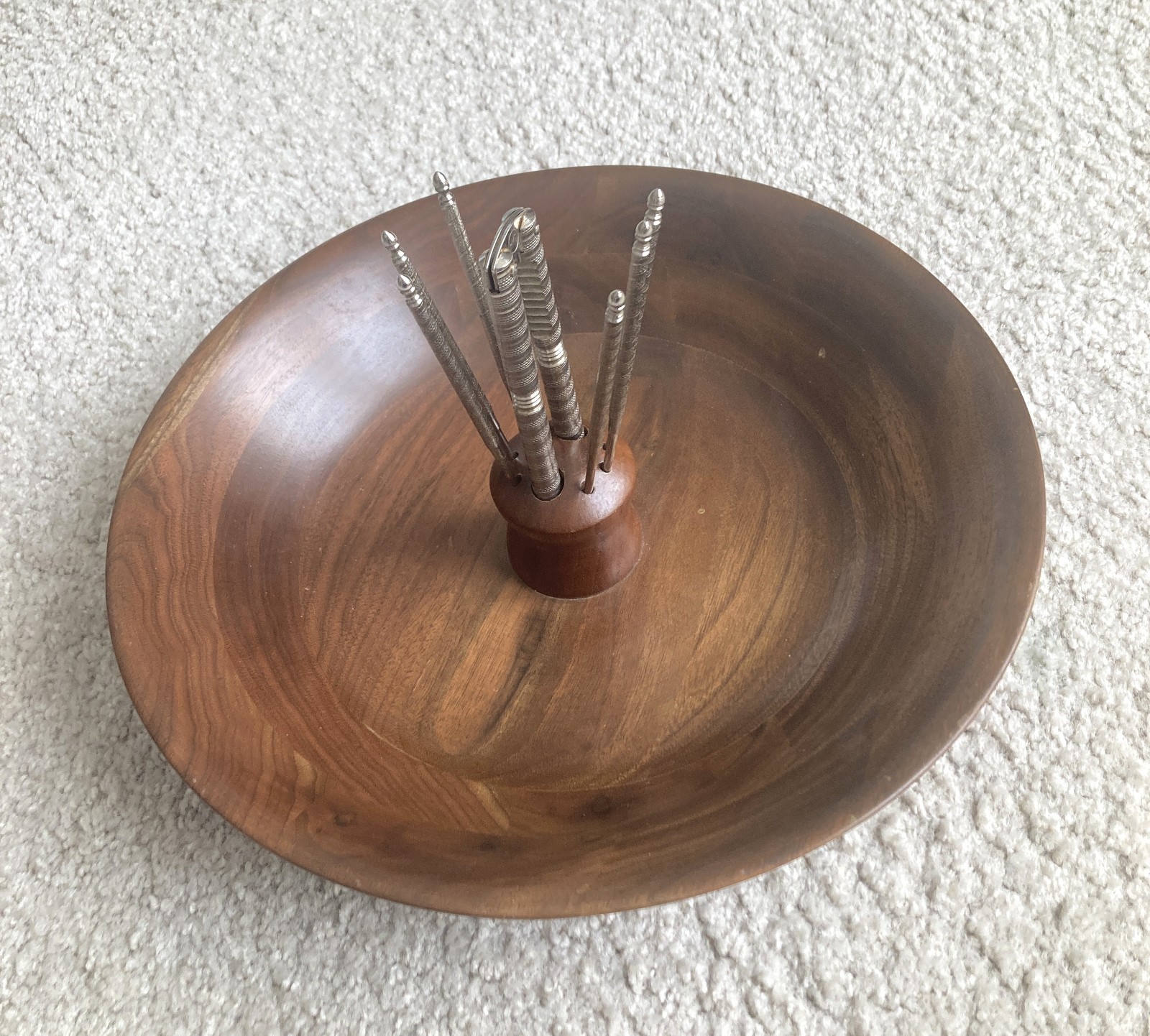 Vintage Vermillion Round Walnut Wooden 12” Nut Bowl w/2 Nutcracker & 6 Picks USA