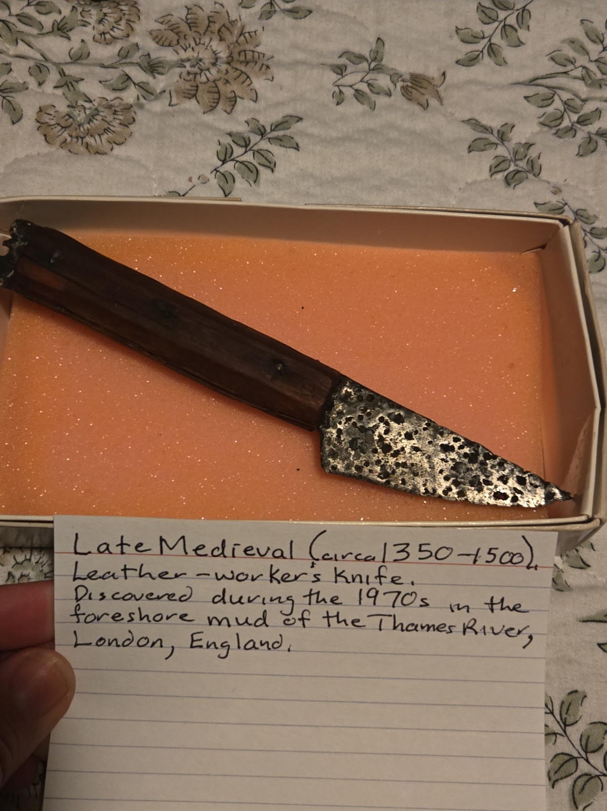 Late Medieval English Leather Workers Knife w/ Wooden Handle - 1350 To 1500 Late Medieval English Leather Workers Knife w/ Wooden Handle - 1350 To 1500