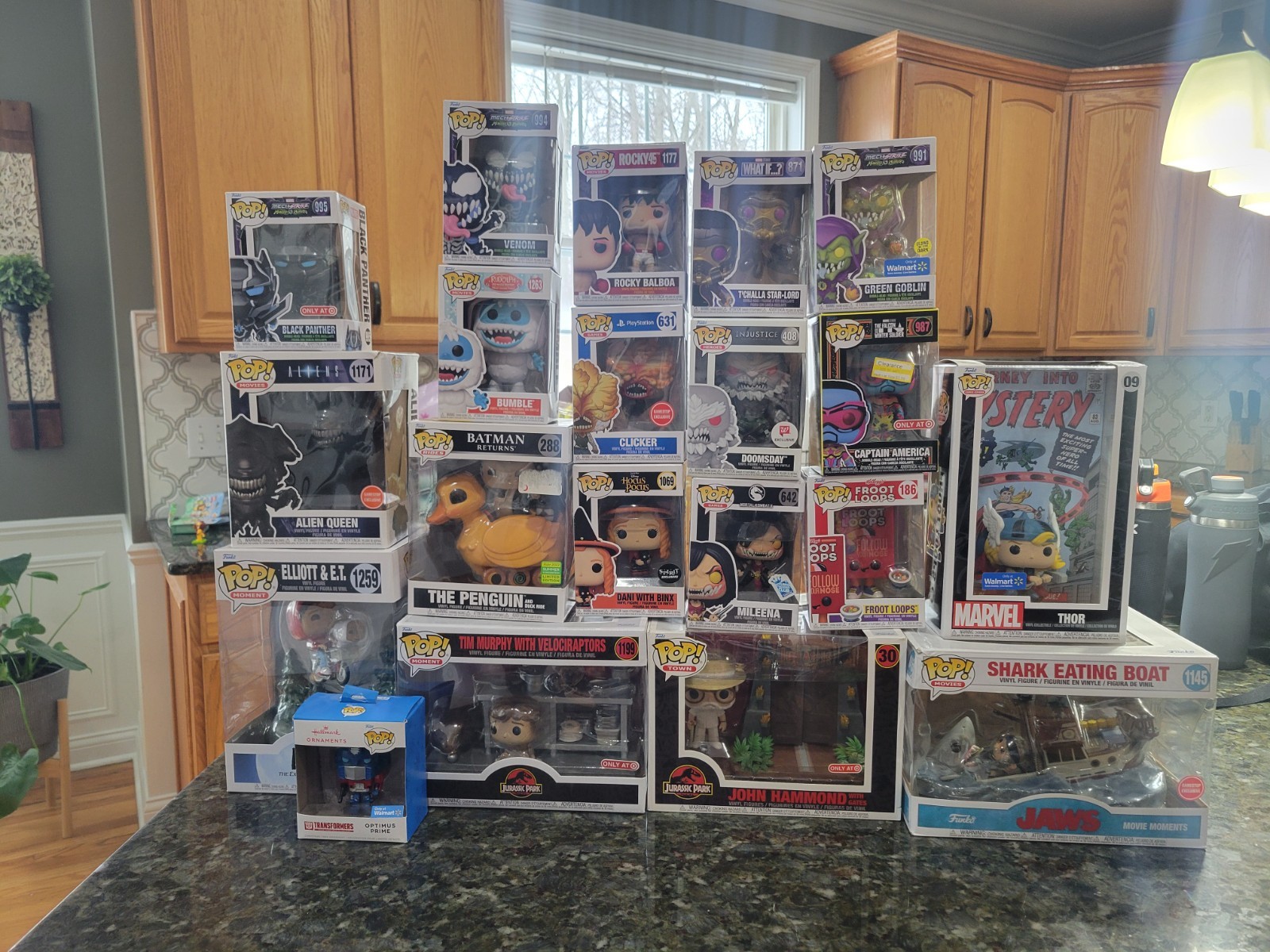 funko pop lot of 20 all sealed except for jaws. Not played with and all in boxe funko pop lot of 20 all sealed except for jaws. Not played with and all in boxe