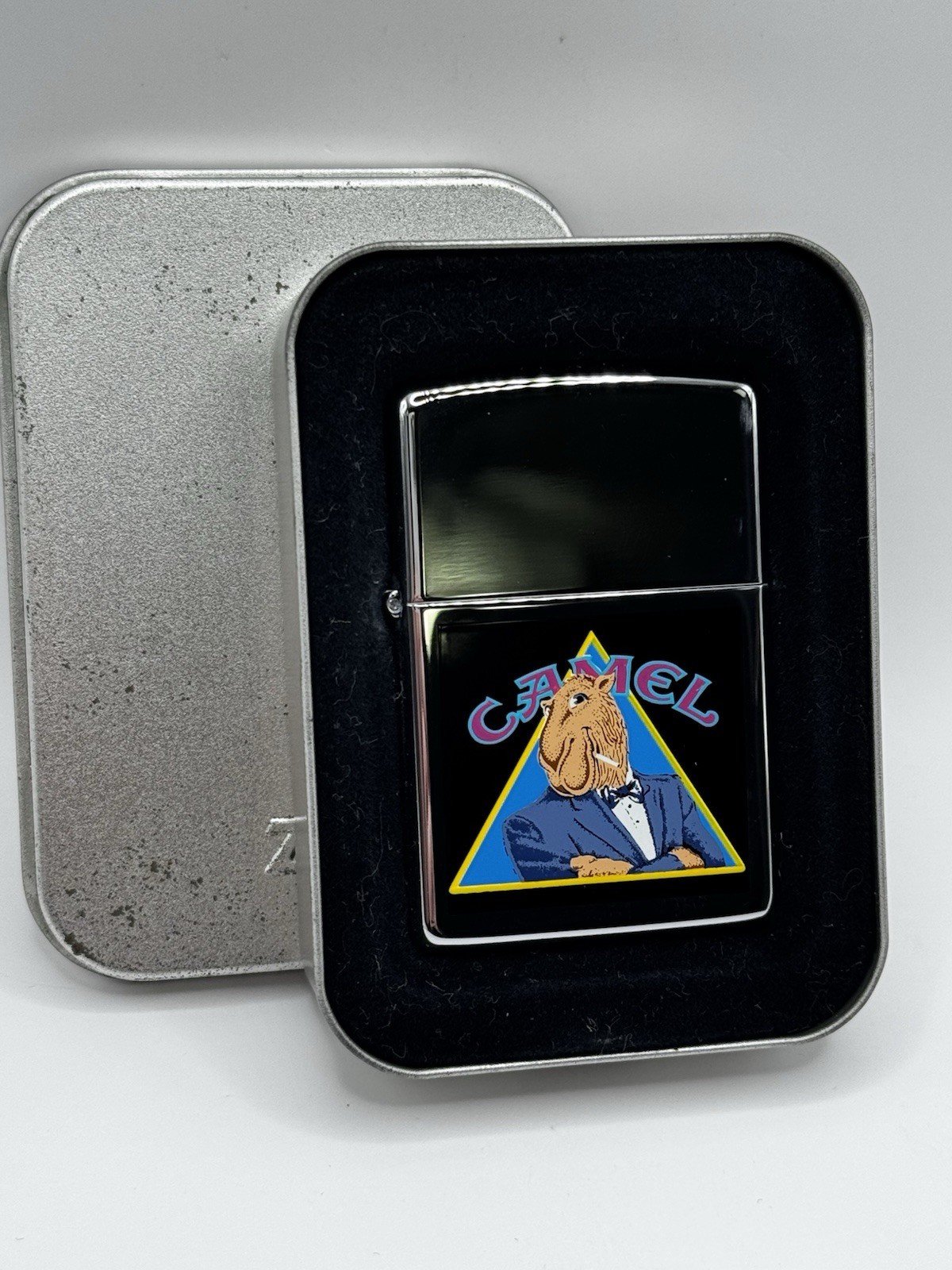 Vintage 1997 Camel Joe Triangle High Polish Chrome Zippo Lighter New In Tin 484 Vintage 1997 Camel Joe Triangle High Polish Chrome Zippo Lighter New In Tin 484
