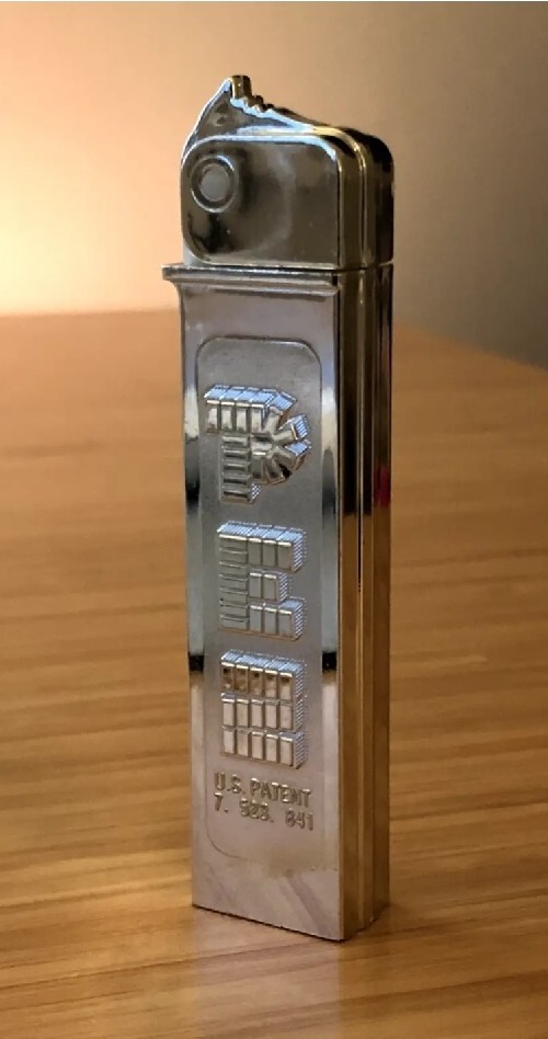 PEZ*Loose Silver Glow Retro Regular PEZ Dispenser*NEW PEZ*Loose Silver Glow Retro Regular PEZ Dispenser*NEW