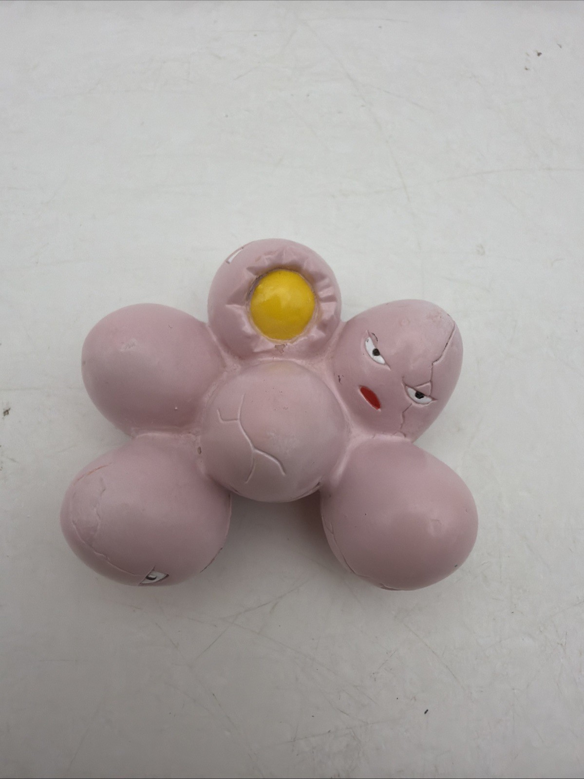 Pokemon Exeggcute TOMY Figure Nintendo CGTSJ Vintage RARE Pokemon Exeggcute TOMY Figure Nintendo CGTSJ Vintage RARE