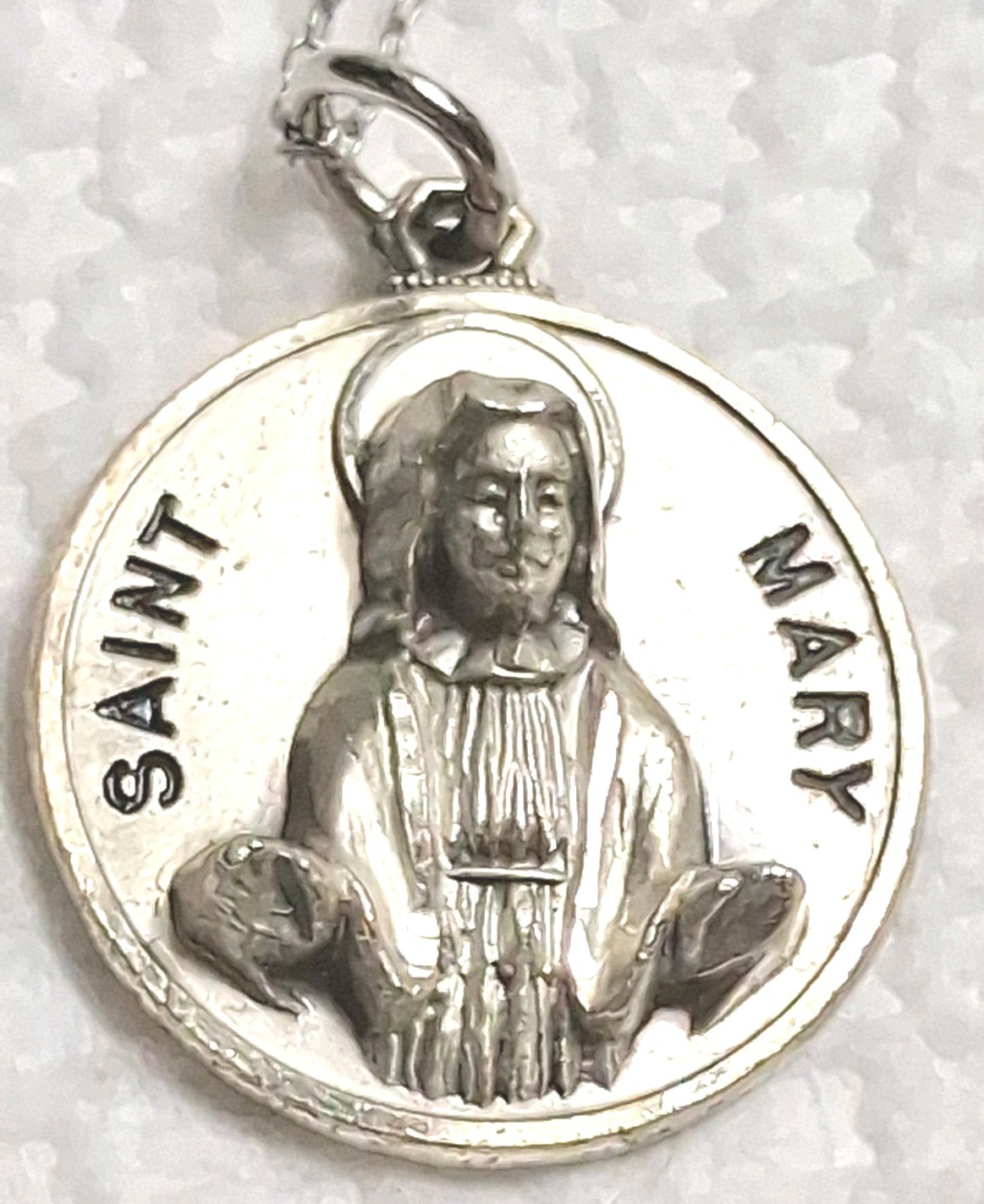 Vintage Sterling Silver Saint Mary Pendant Medal 18" 925 Chain Vintage Sterling Silver Saint Mary Pendant Medal 18" 925 Chain