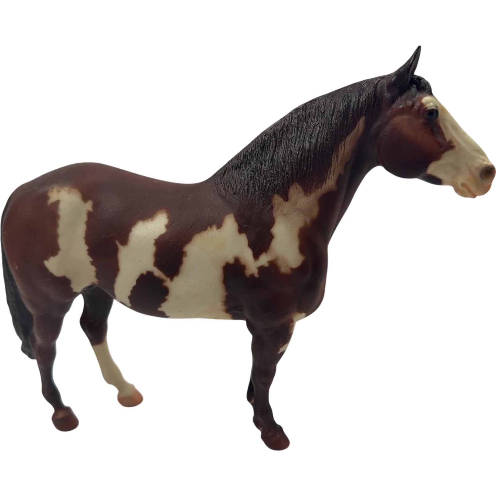 Breyer Traditional Model Horse Brown and White Paint Collectible Toy Figure Breyer Traditional Model Horse Brown and White Paint Collectible Toy Figure