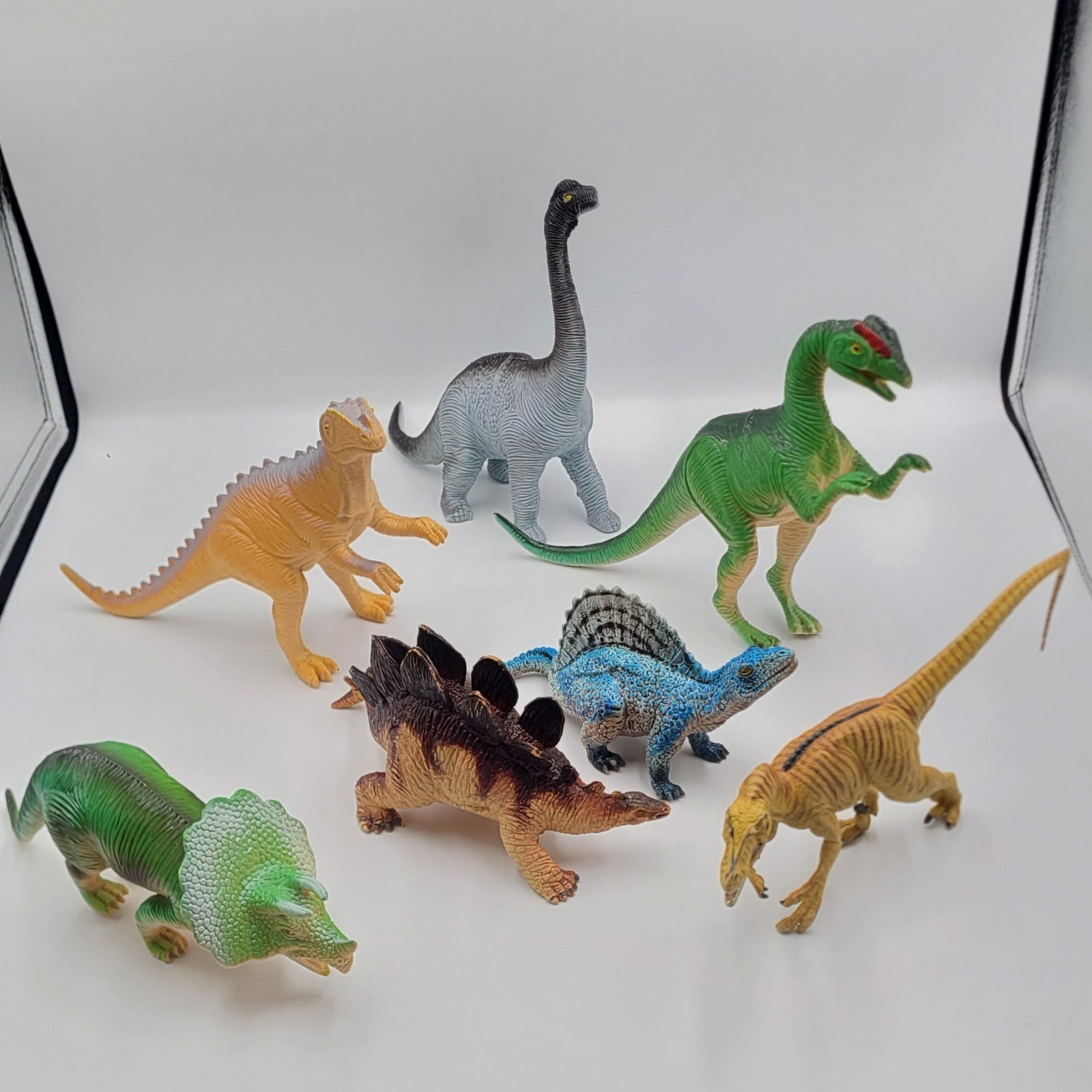 Vintage 1990s Dinosaurs. Prehistoric Dinosaurs Hard Rubber Figurines Alot Of 7 Vintage 1990s Dinosaurs. Prehistoric Dinosaurs Hard Rubber Figurines Alot Of 7
