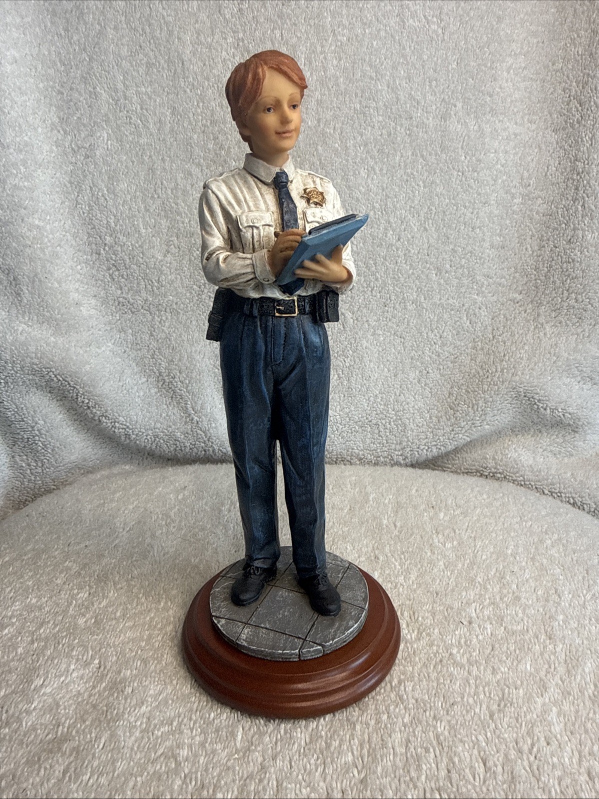 Vintage 1998 Vanmark Blue Hats Of Bravery Police Figurine "Paper Detail”