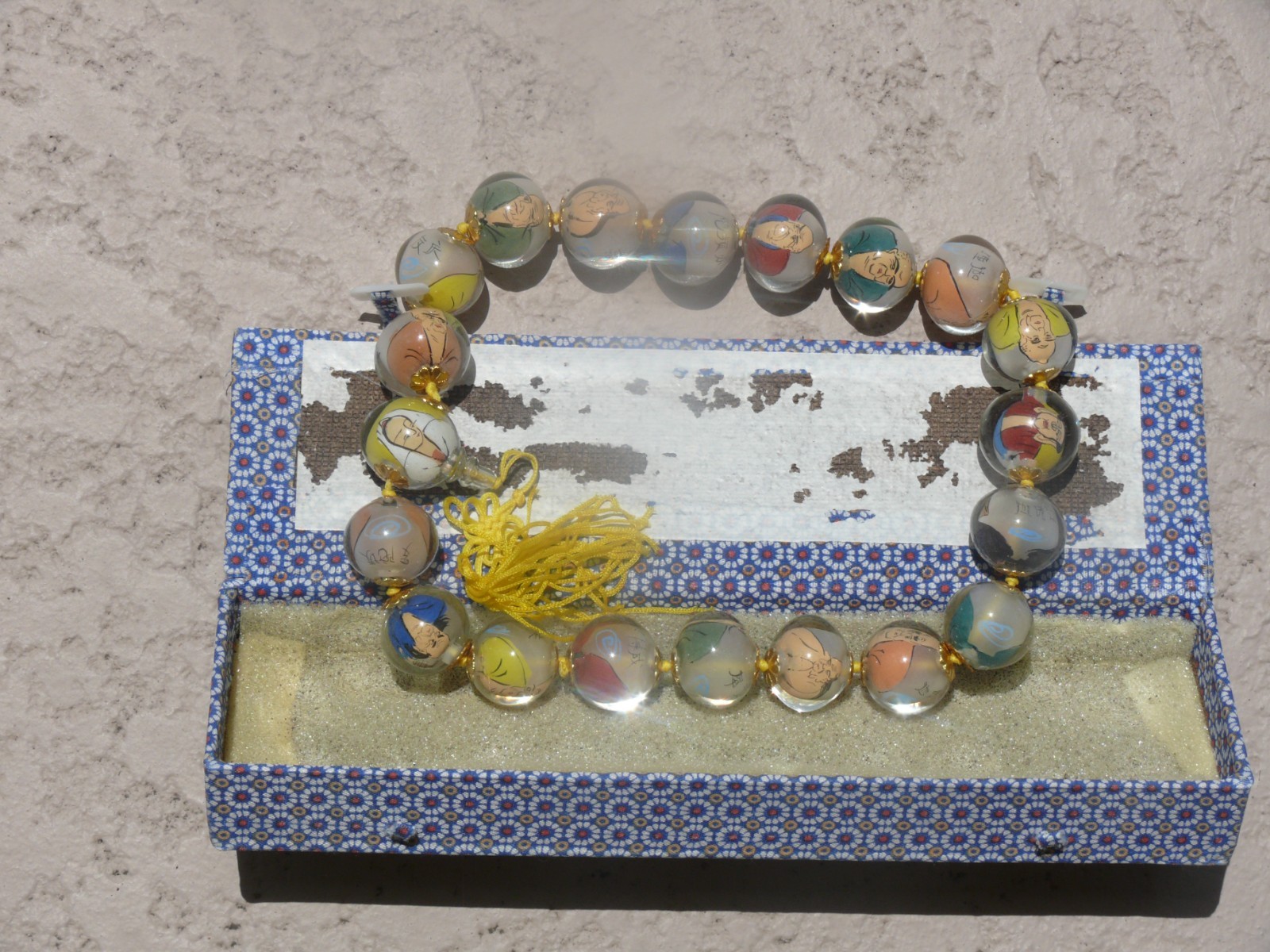 Vtg Chinese Glass Beads Inside Painted Characters 20 pcs Necklace Jewelry Vtg Chinese Glass Beads Inside Painted Characters 20 pcs Necklace Jewelry