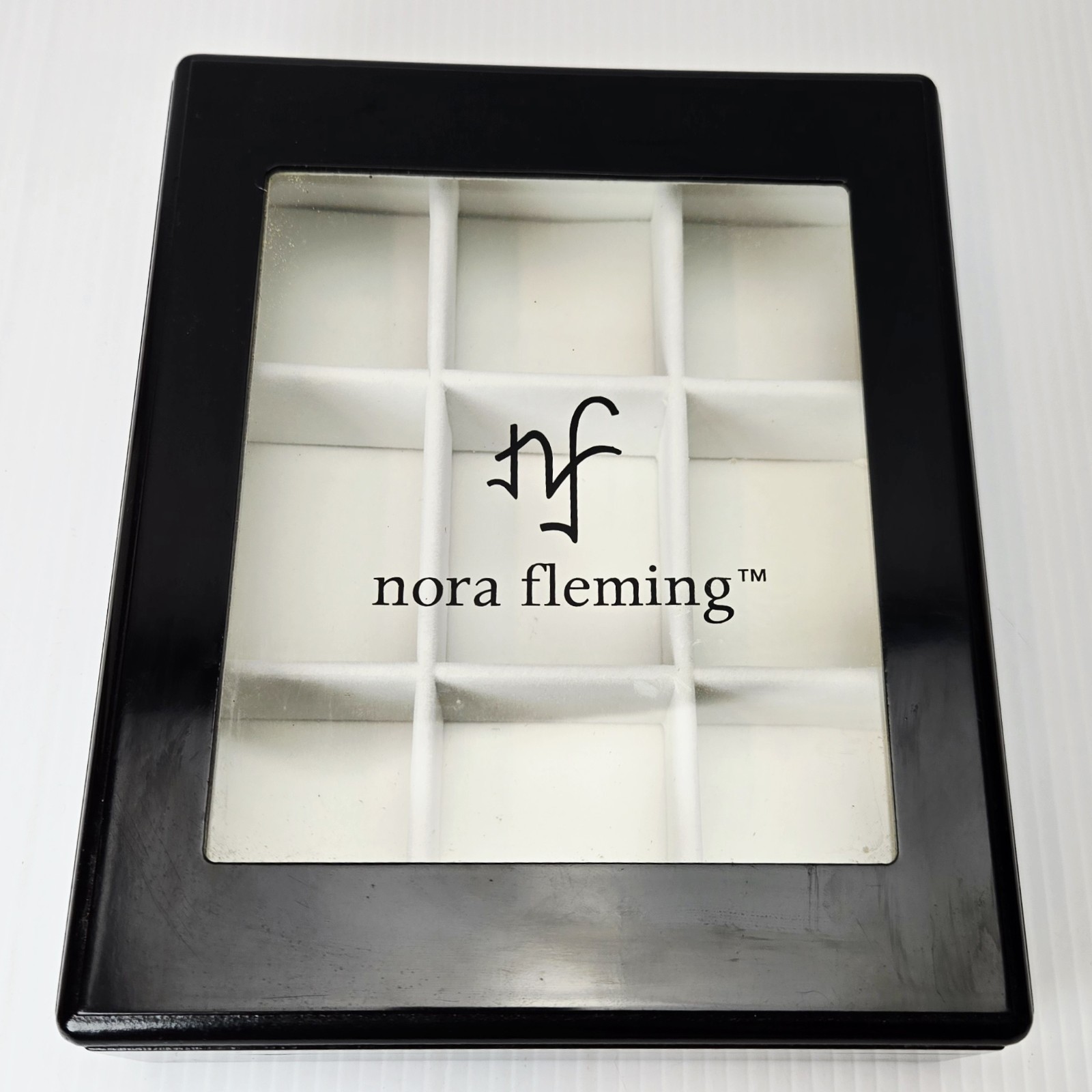 Nora Fleming Wooden Keepsake Box M4 Black 9 Slot Mini Storage Display Hinged Nora Fleming Wooden Keepsake Box M4 Black 9 Slot Mini Storage Display Hinged