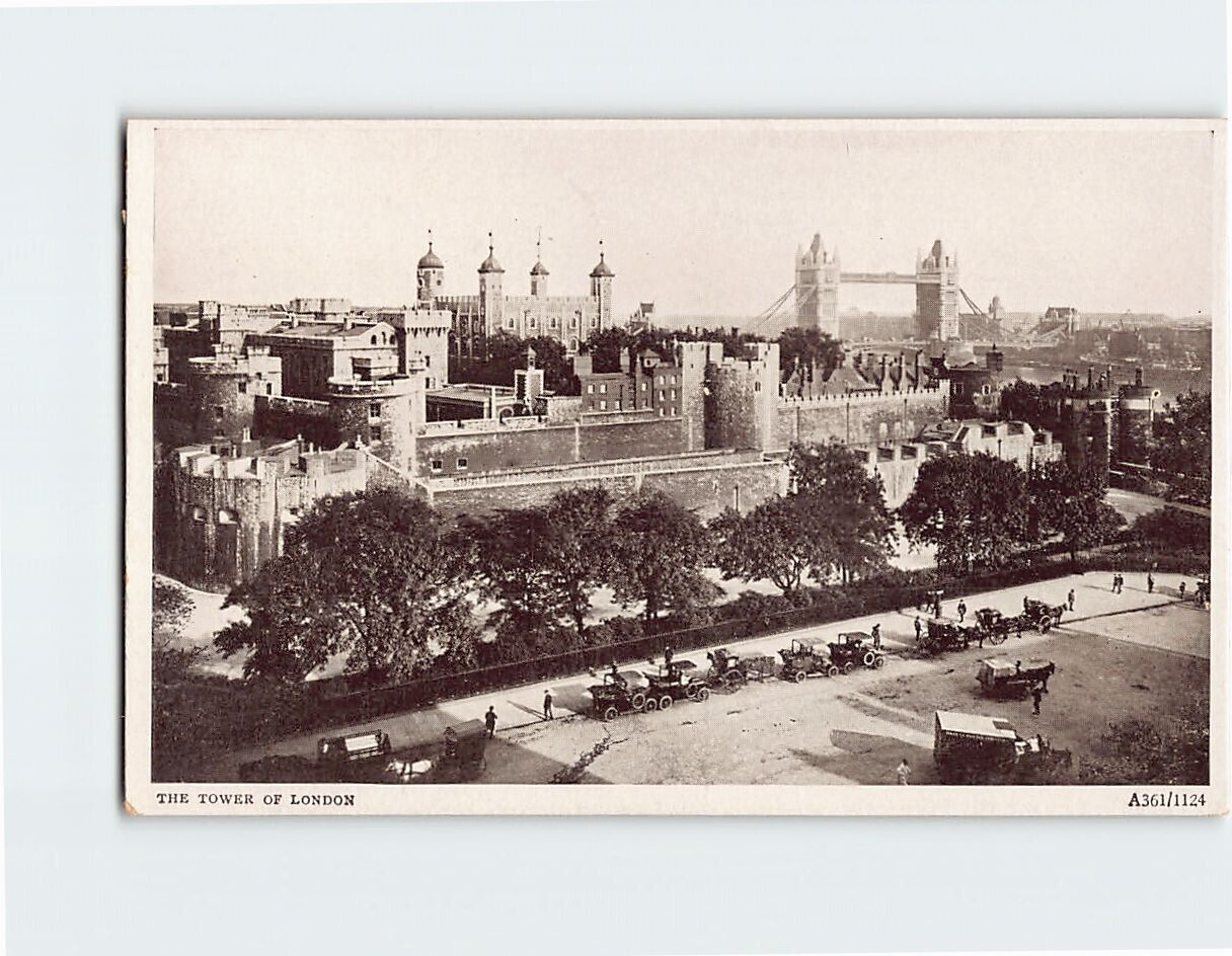 Postcard The Tower Of London England