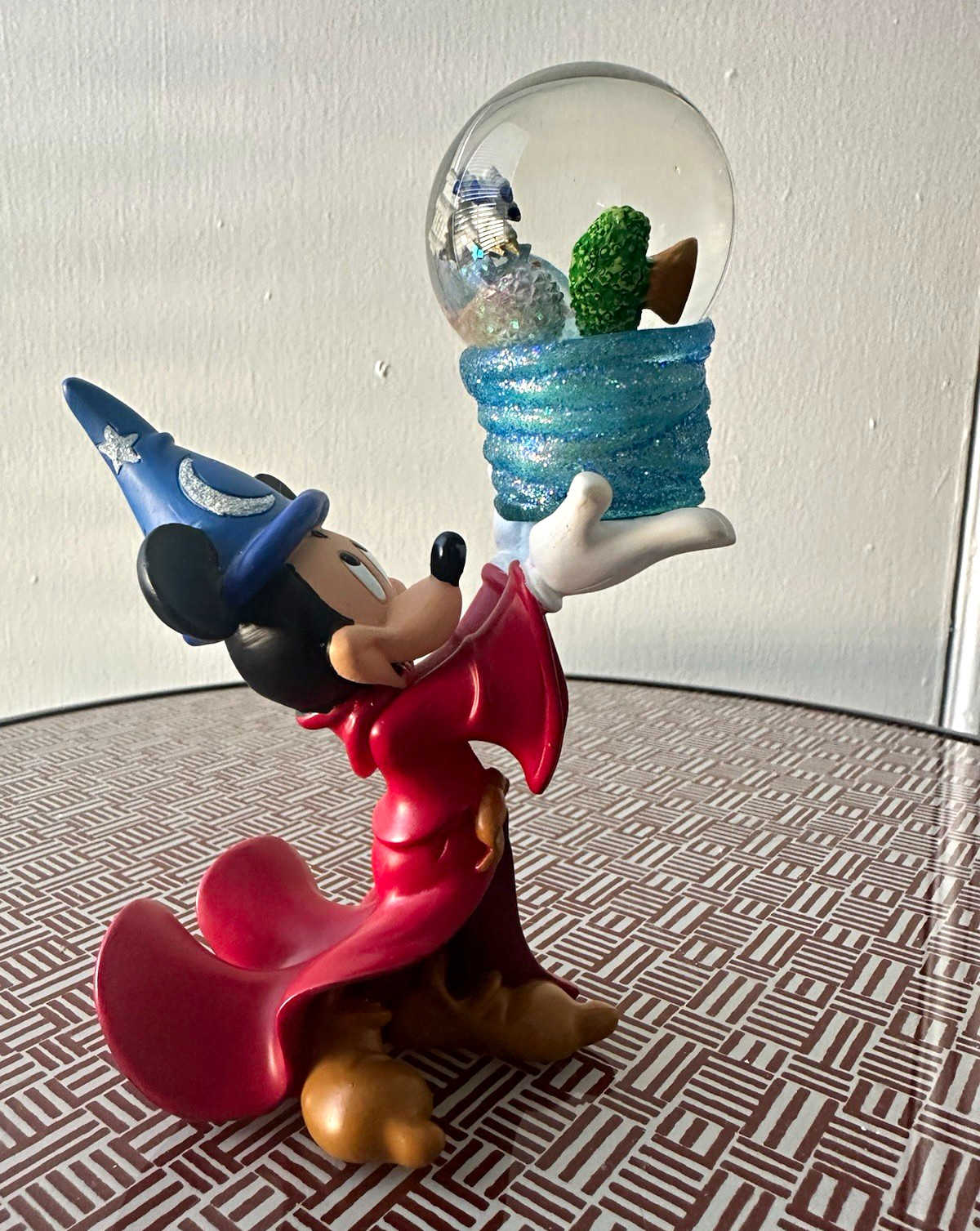 Disney World parks Fantasia Mickey Mouse Figurine hold Snow Globe iconic 4 park Disney World parks Fantasia Mickey Mouse Figurine hold Snow Globe iconic 4 park