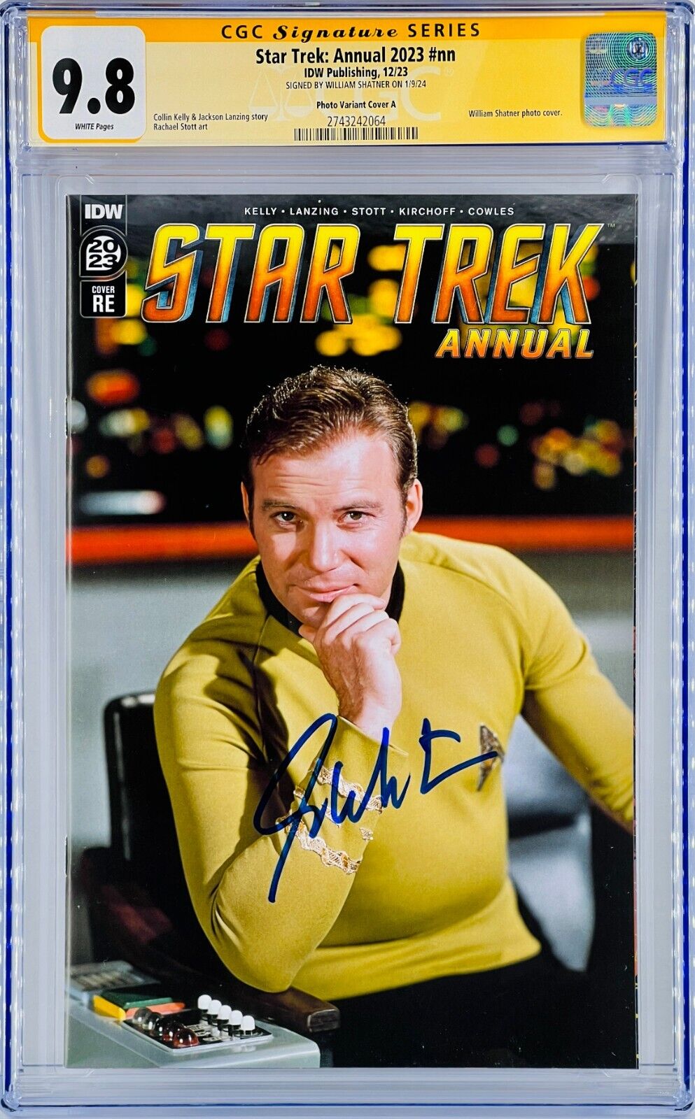 William Shatner Signed Photo Cover CGC SS Graded 9.8 Star Trek Annual #nn