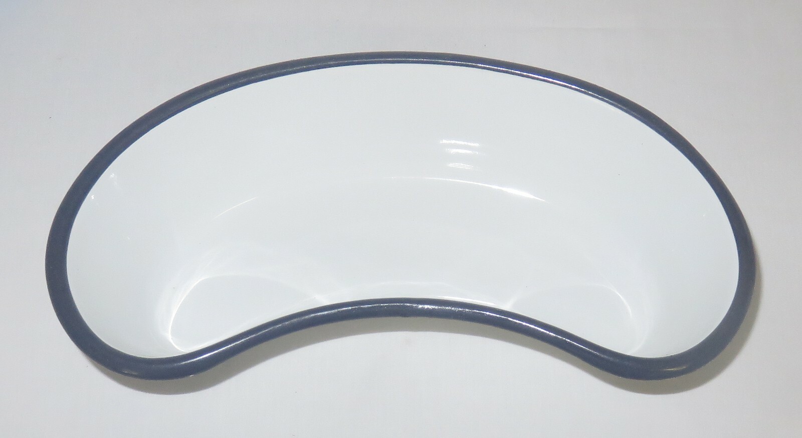 6 Vintage 1957 Never Used Vollrath Enamelware 10" Emesis Basins - 
