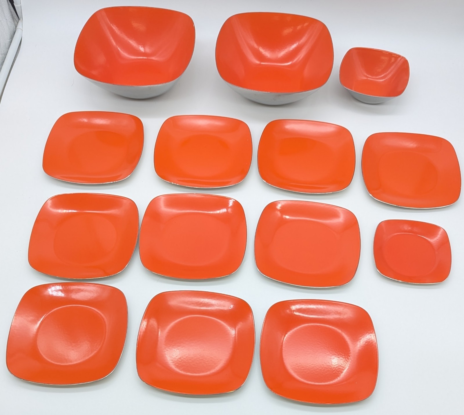 14 Catherineholm Orange Enamel Stainless Steel Square Plates Bowls Vtg Lot Set 14 Catherineholm Orange Enamel Stainless Steel Square Plates Bowls Vtg Lot Set