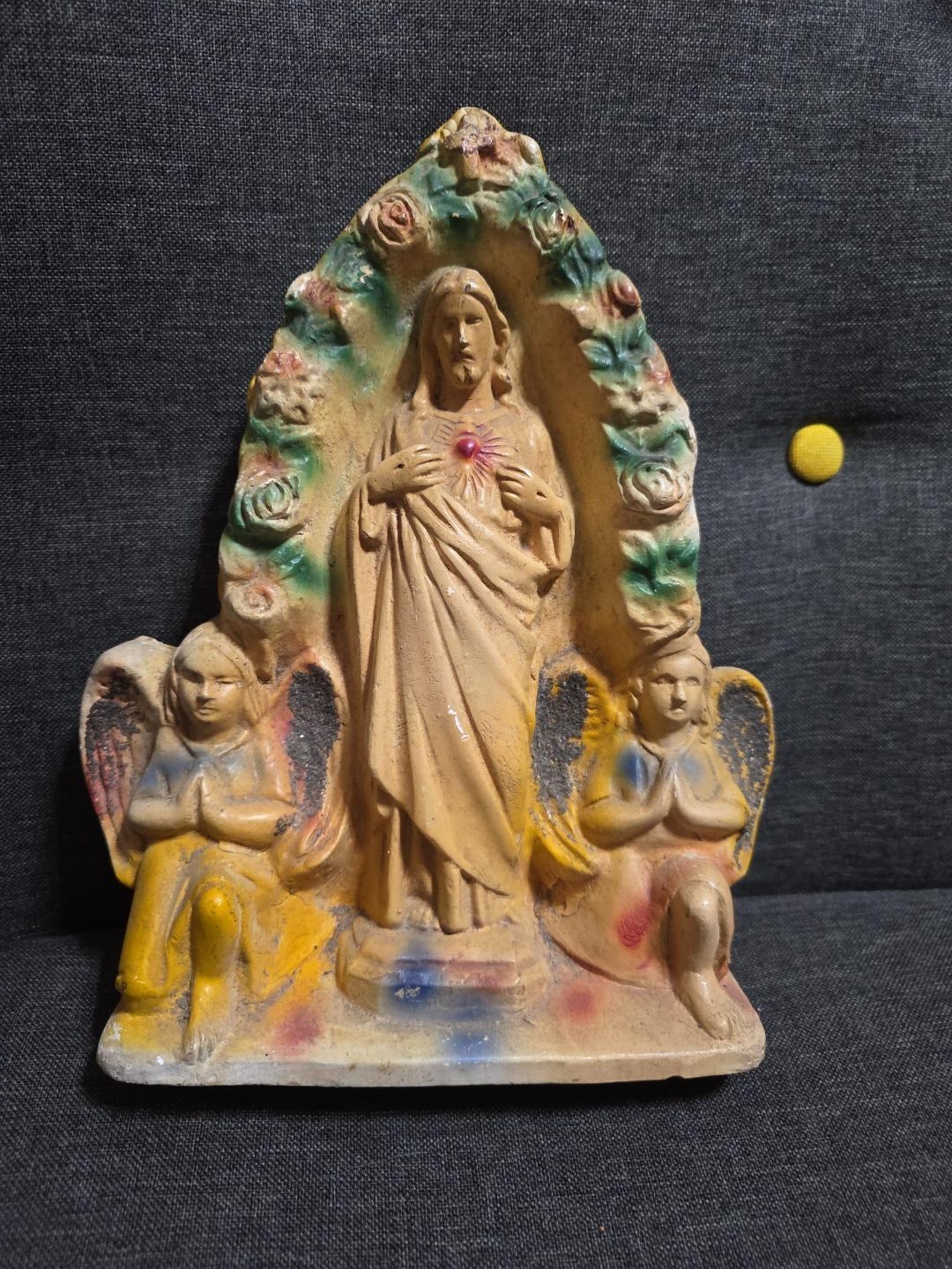 Vintage Sacred Heart Jesus Chalkware Shrine Praying Angels Roses 11" Catholic Vintage Sacred Heart Jesus Chalkware Shrine Praying Angels Roses 11" Catholic