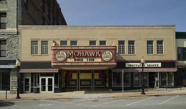 Photo:North Adams Massachusetts Mohawk Theatre 1938 Closed 1991 Storefront Photo:North Adams Massachusetts Mohawk Theatre 1938 Closed 1991 Storefront