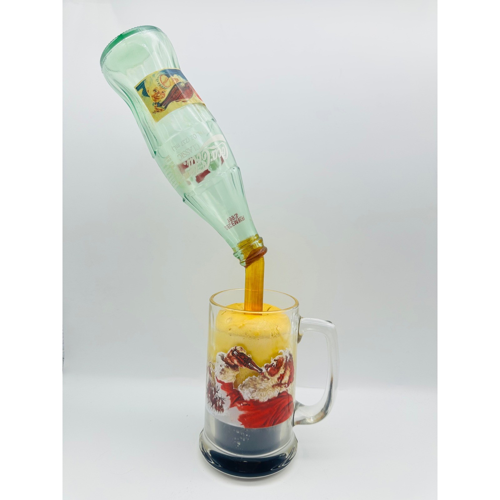 Vintage Frozen Moments Style 1993 Coca-Cola Glass Bottle Santa Mug 13.5"