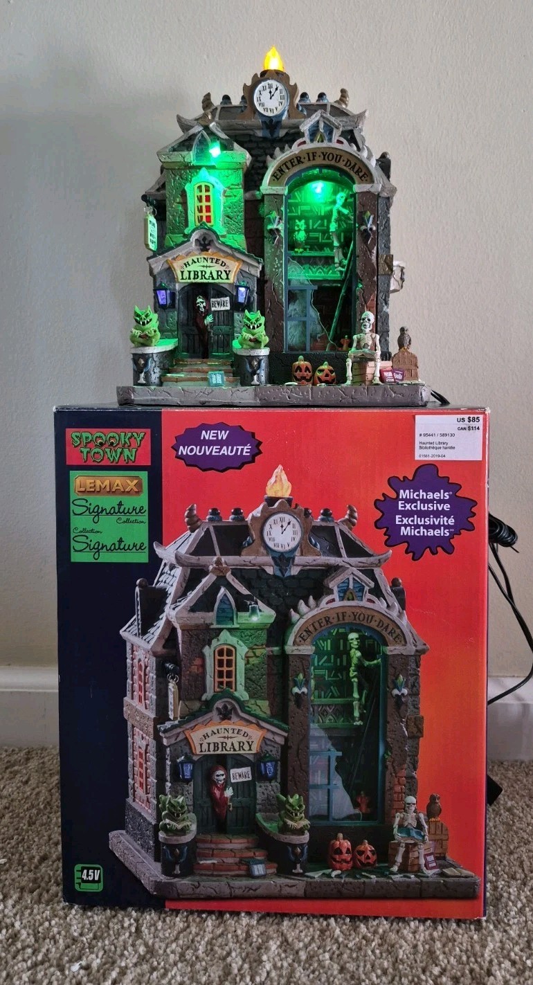 Lemax Spooky Town Haunted Library 95441 Michael’s Exclv Signature Collection Lemax Spooky Town Haunted Library 95441 Michael’s Exclv Signature Collection