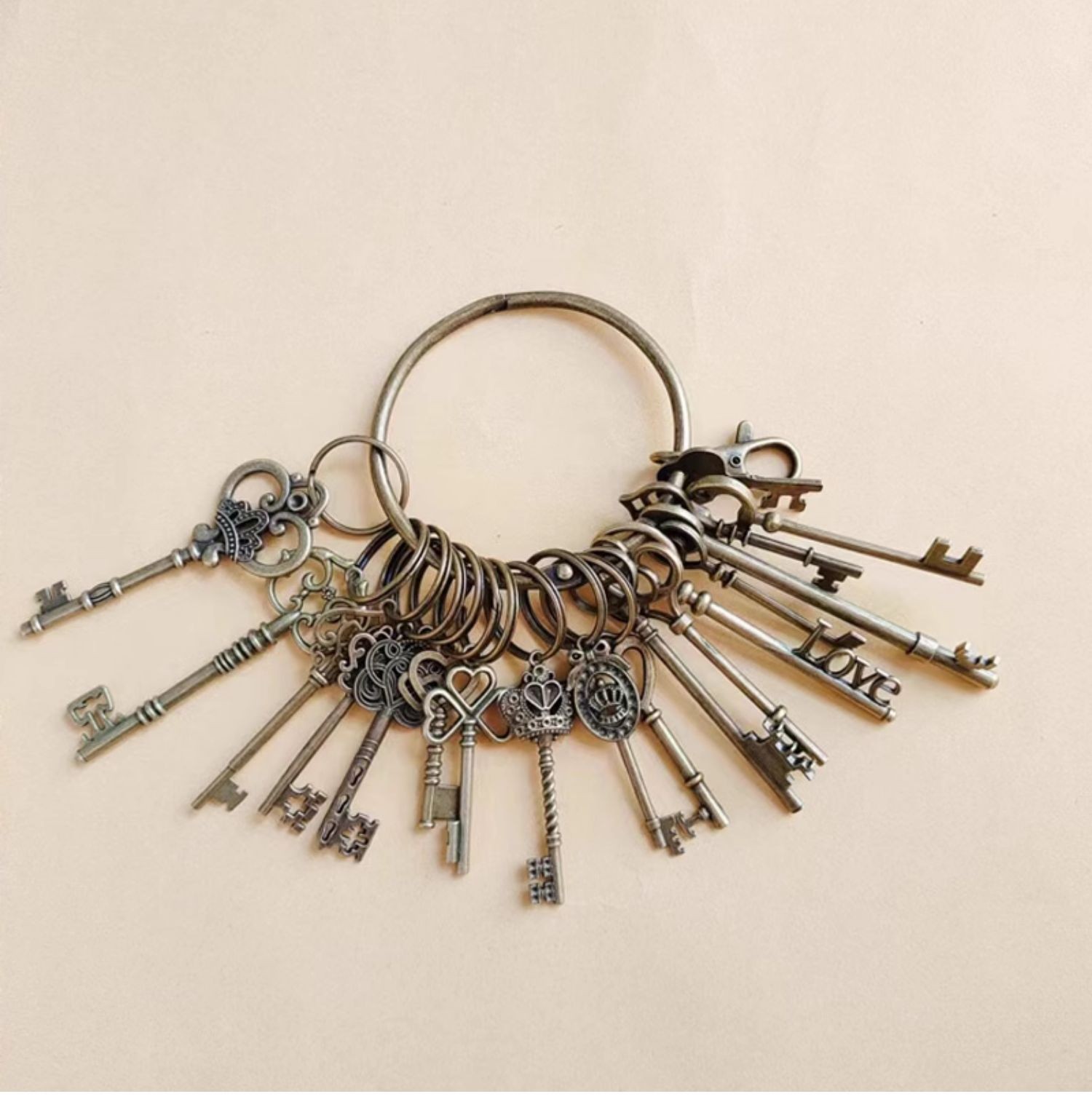 18pcs old Brass Skeleton Lot Keys BIG Large Antique Vintage for DIY Making Lock