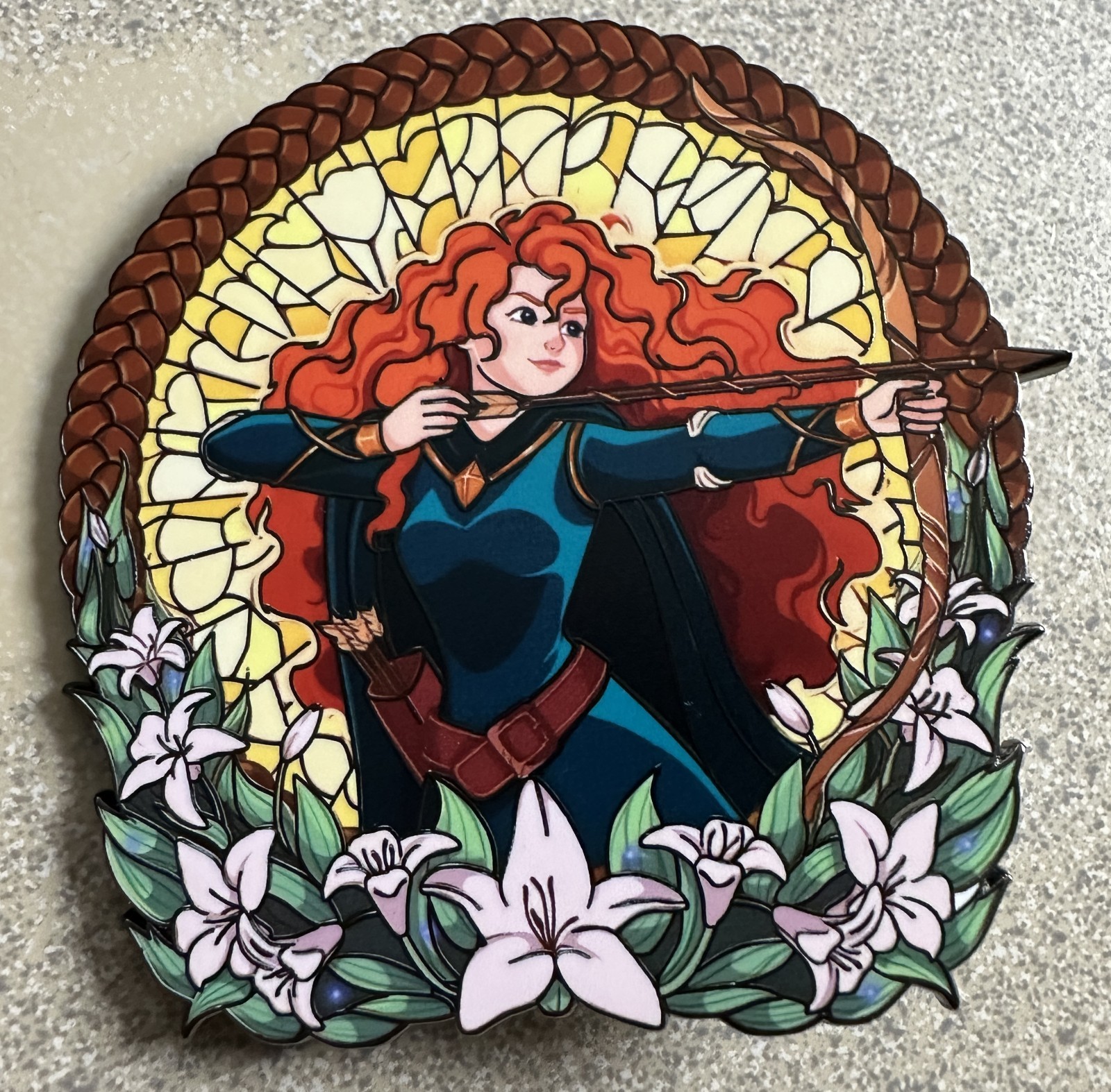 PIN MERIDA SHOOTING BOW & ARROW FLOWERS 3" JUMBO FANTASY new 2026