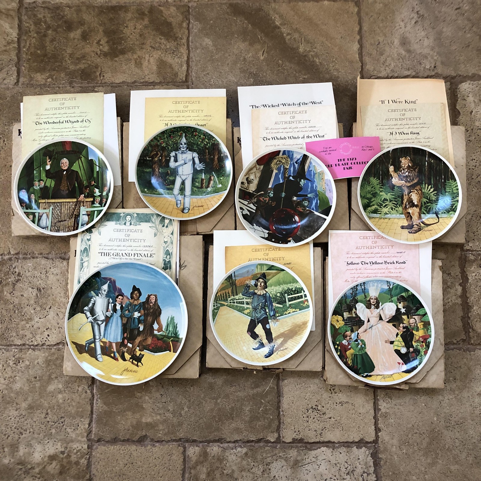Vintage Knowles Wizard Of Oz Porcelain Collector Plates 10" Lot 7 W/ COA Boxes Vintage Knowles Wizard Of Oz Porcelain Collector Plates 10" Lot 7 W/ COA Boxes