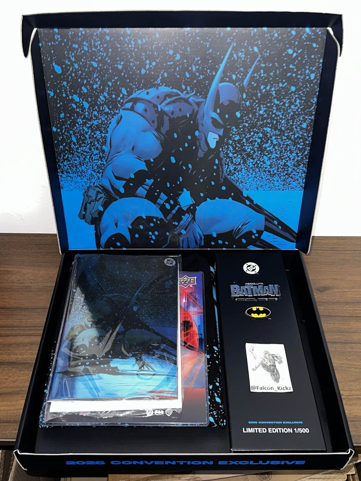 2026 NYCC DC Comics BOX SET *Upperdeck Shoe Palace Absolute Batman #1 X-LARGE 2026 NYCC DC Comics BOX SET *Upperdeck Shoe Palace Absolute Batman #1 X-LARGE