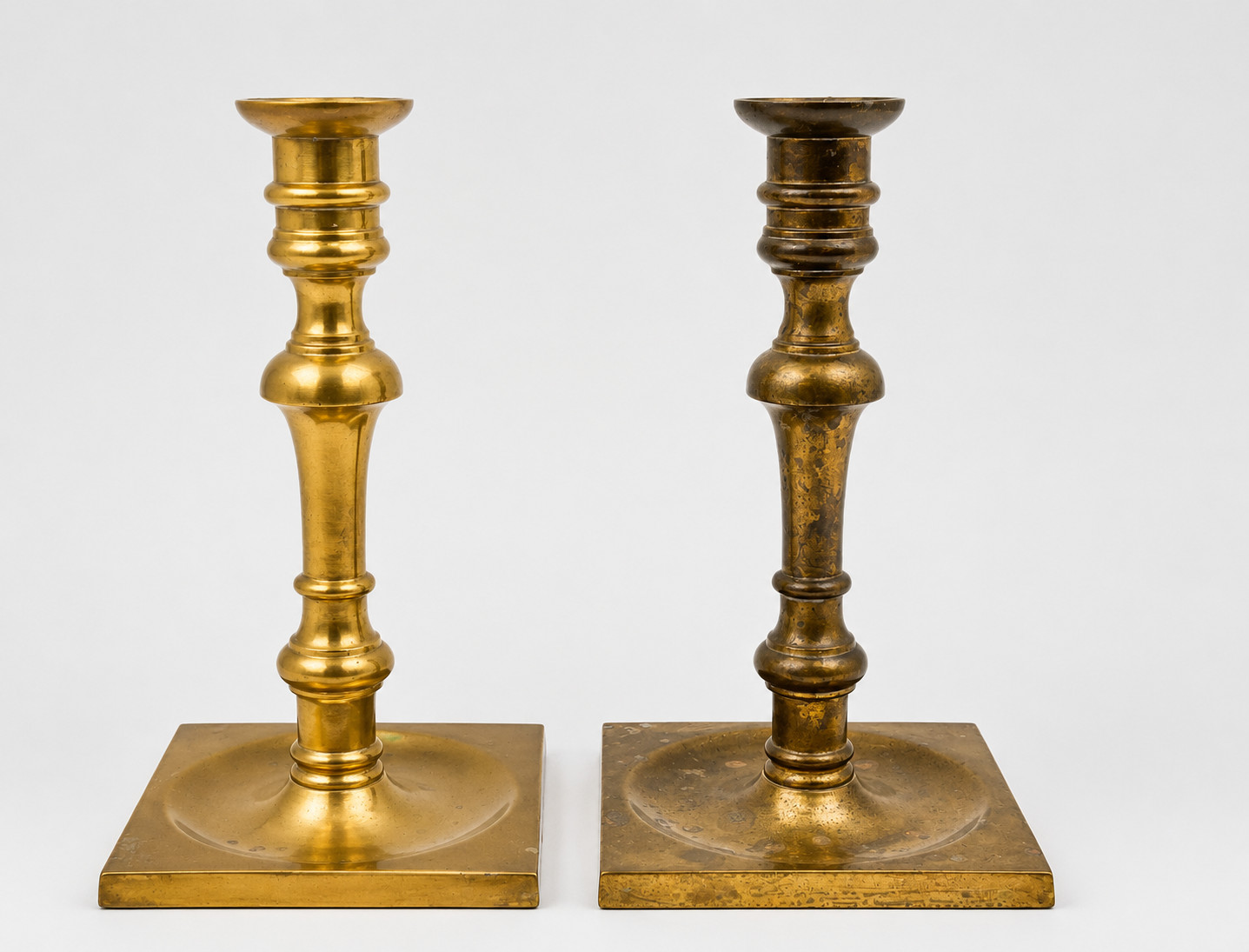 Pair Vintage Queen Anne Style Brass Candlesticks Square Base 7.5" Very Nice Pair Vintage Queen Anne Style Brass Candlesticks Square Base 7.5" Very Nice